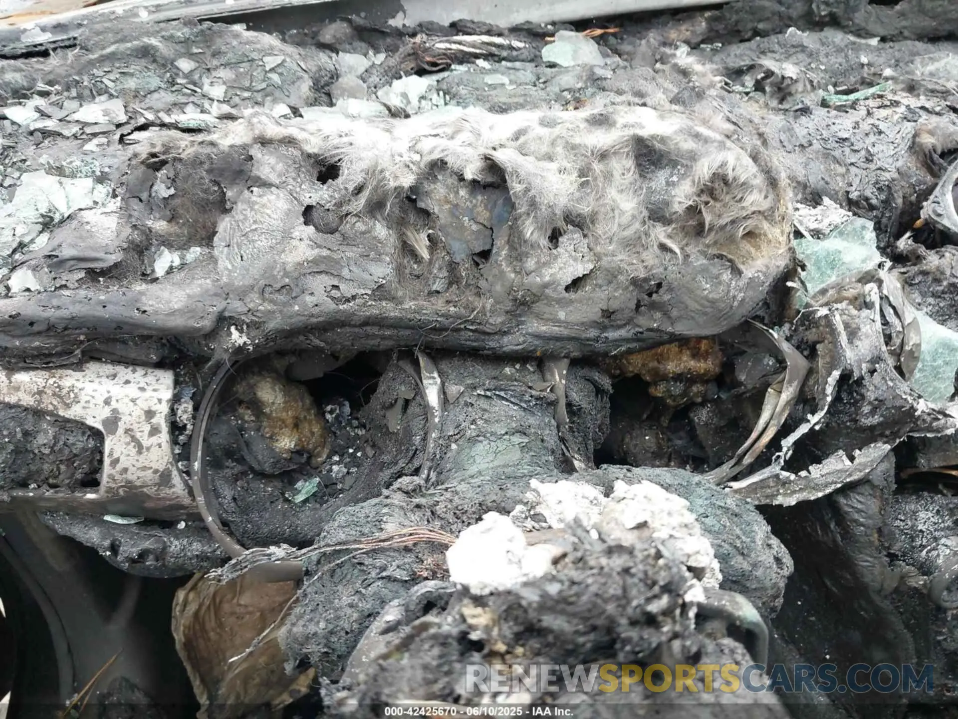 7 Photograph of a damaged car 1FA6P8CF0K5180581 FORD MUSTANG 2019