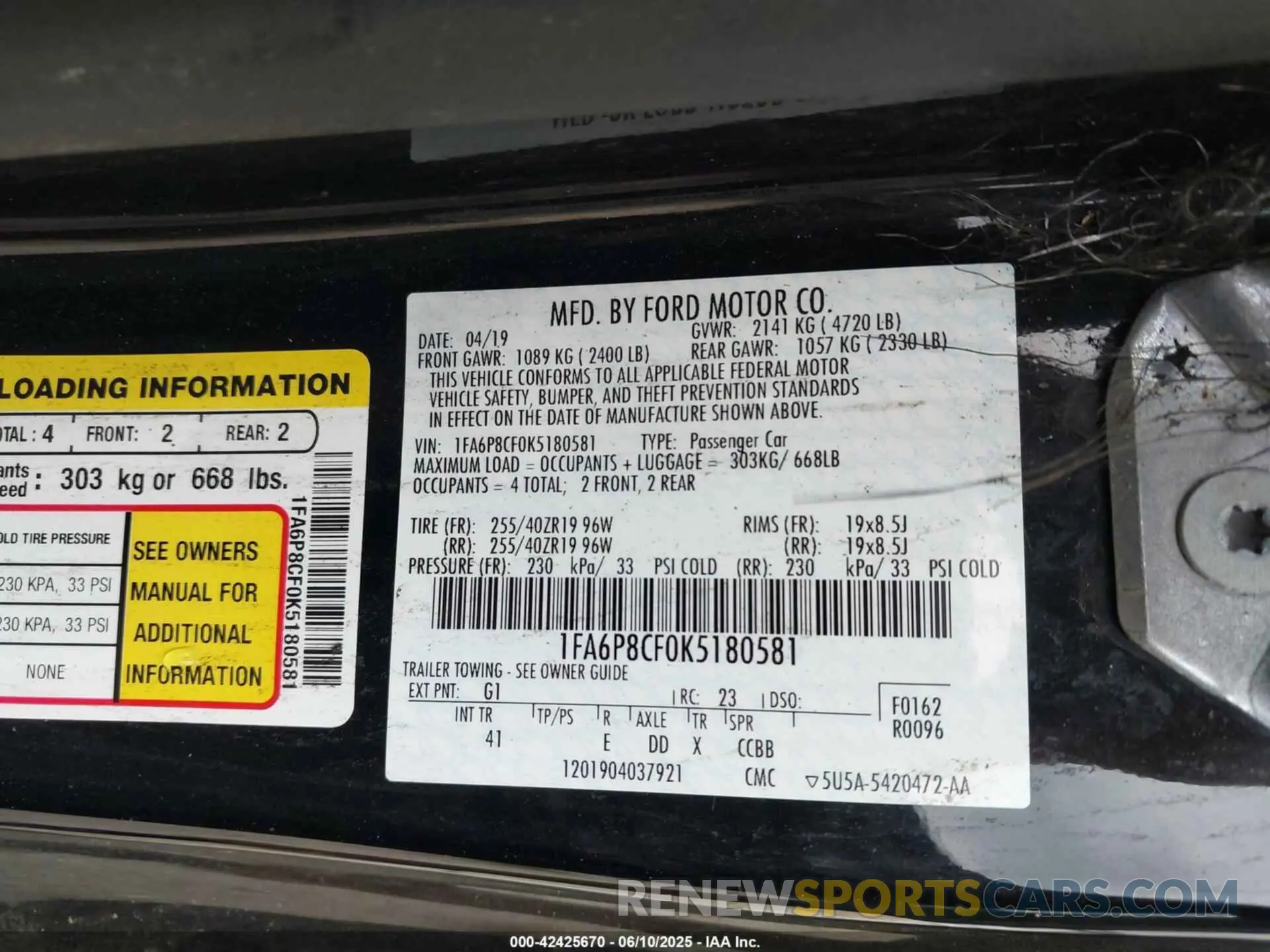 9 Photograph of a damaged car 1FA6P8CF0K5180581 FORD MUSTANG 2019