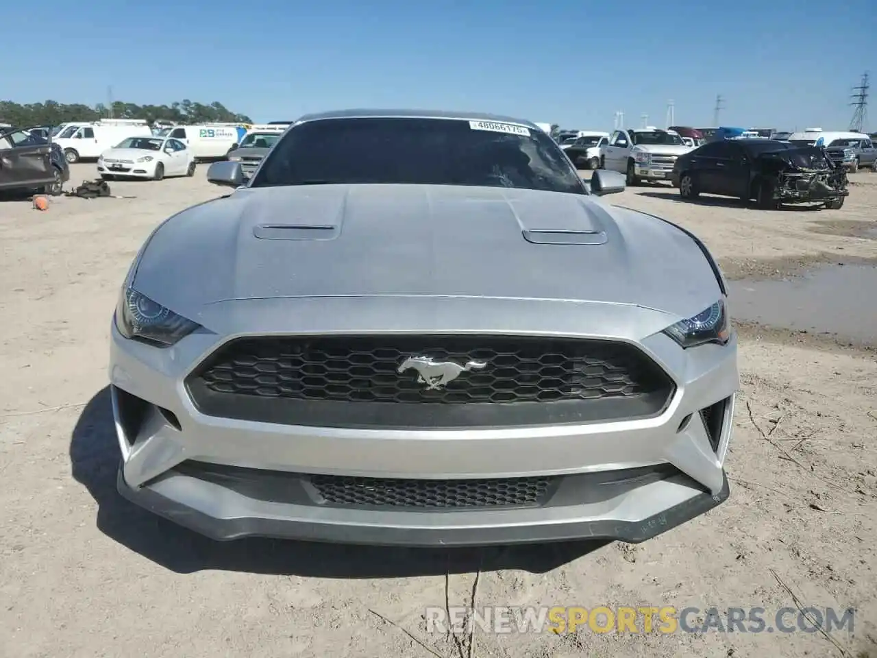 5 Photograph of a damaged car 1FA6P8CF0K5182704 FORD MUSTANG 2019