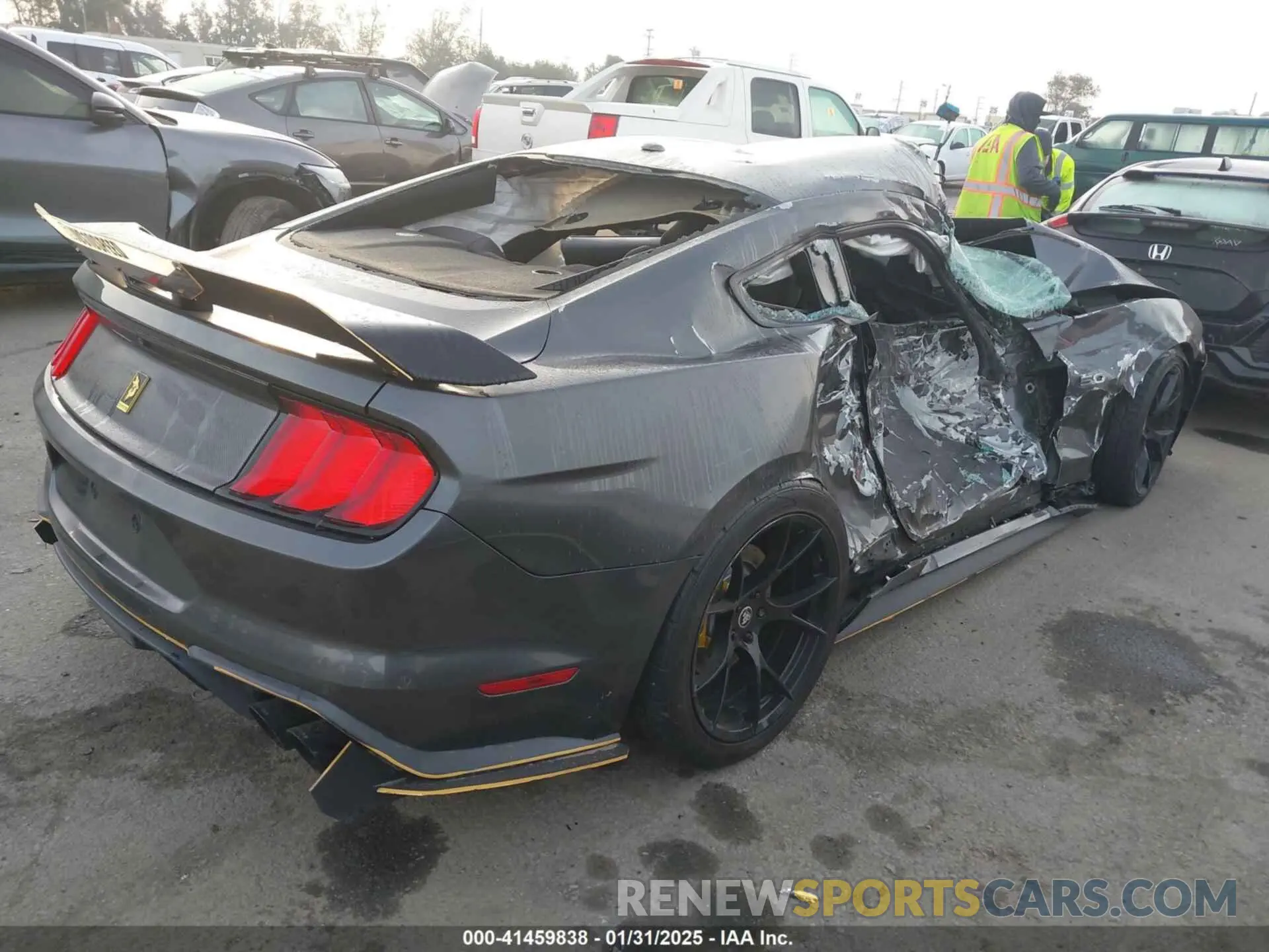 4 Photograph of a damaged car 1FA6P8CF1K5148108 FORD MUSTANG 2019