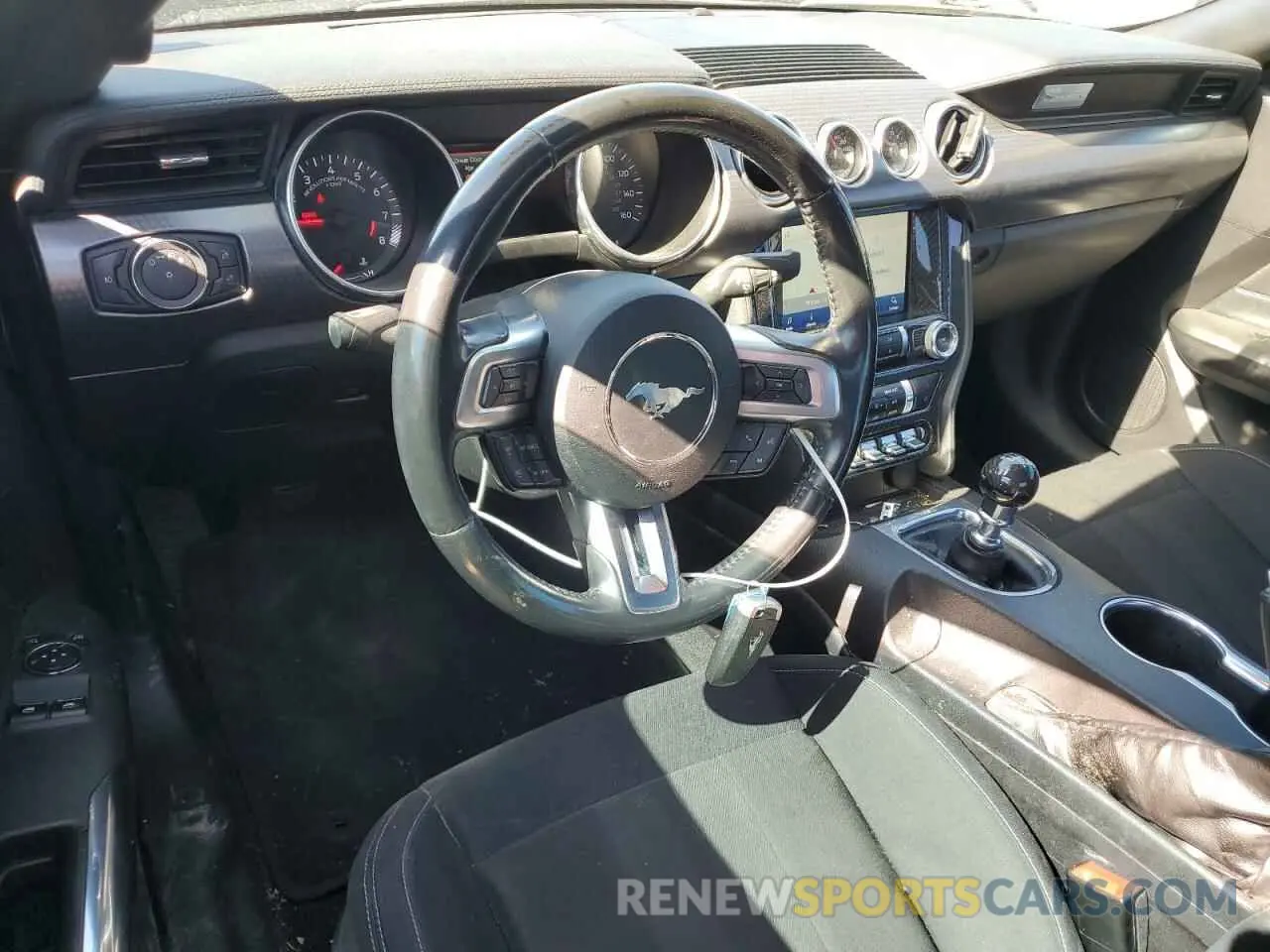 8 Photograph of a damaged car 1FA6P8CF1K5168794 FORD MUSTANG 2019