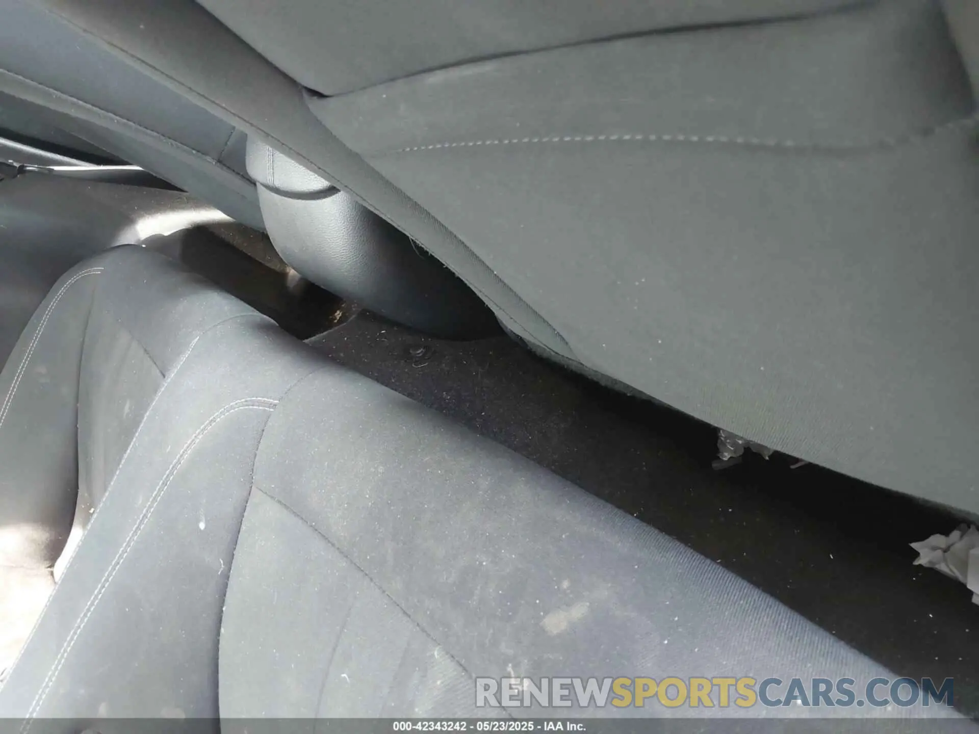 8 Photograph of a damaged car 1FA6P8CF1K5192822 FORD MUSTANG 2019