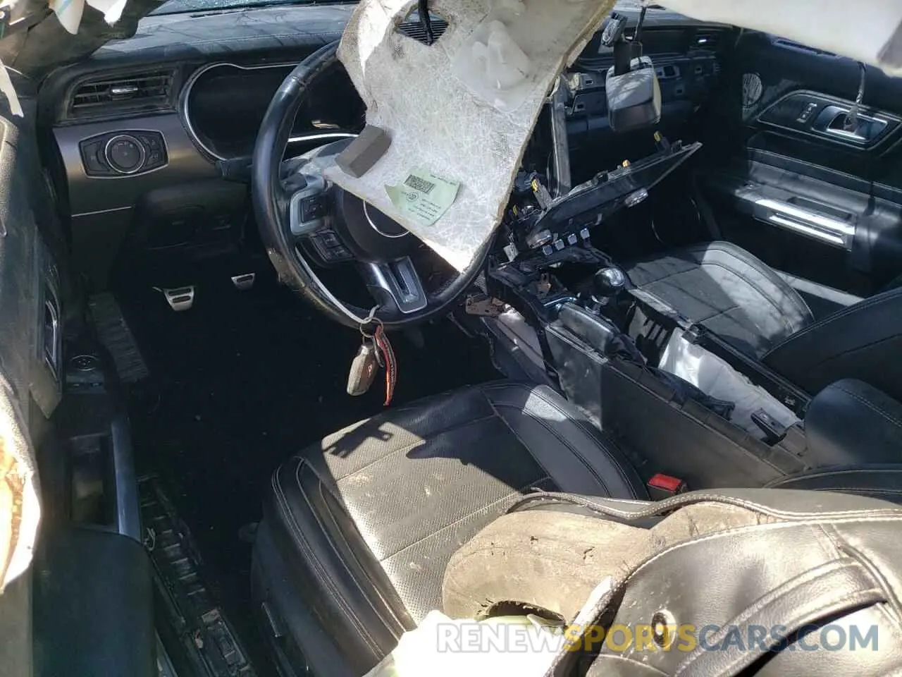 8 Photograph of a damaged car 1FA6P8CF2K5120723 FORD MUSTANG 2019
