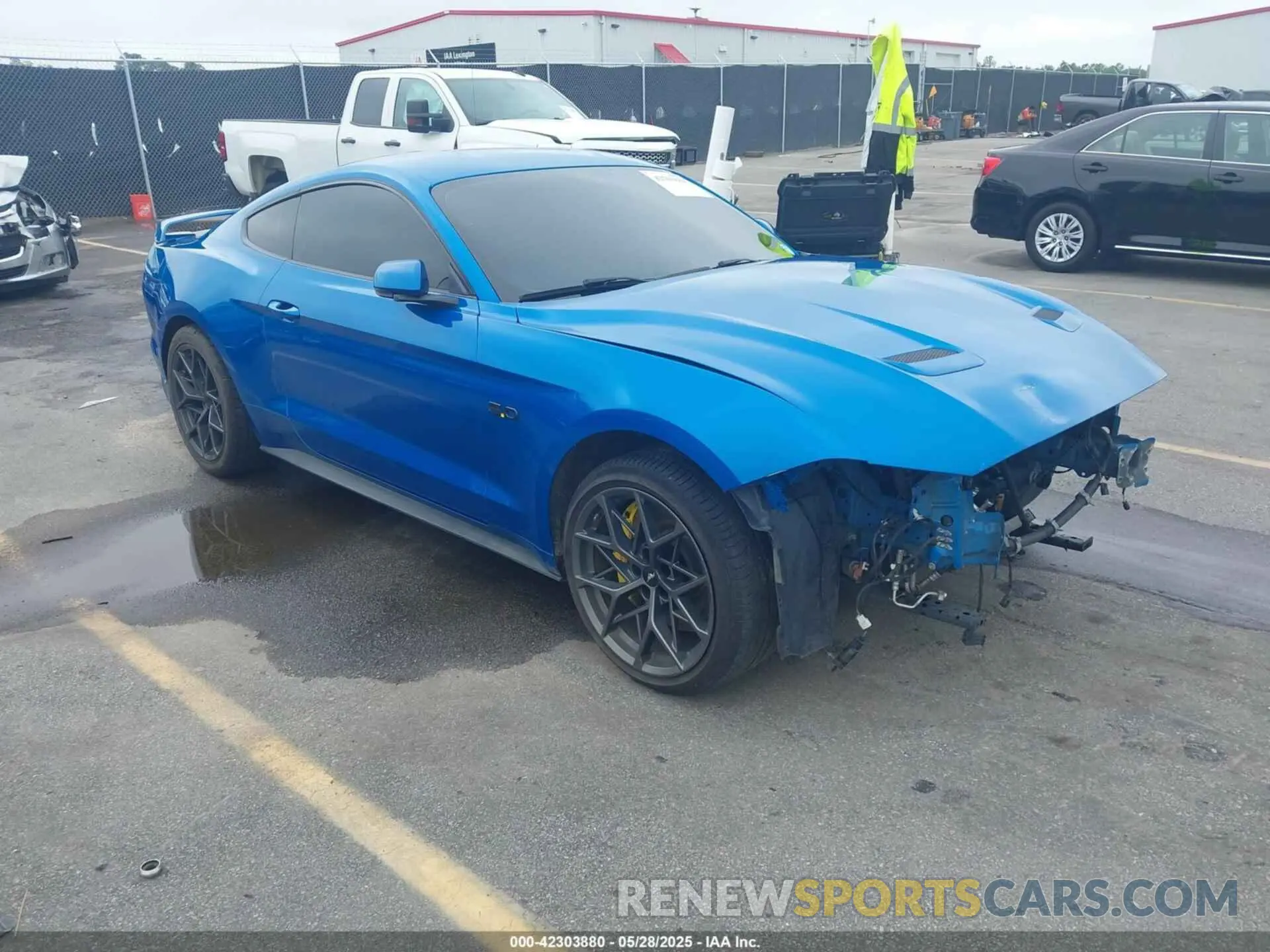 1 Photograph of a damaged car 1FA6P8CF2K5141734 FORD MUSTANG 2019