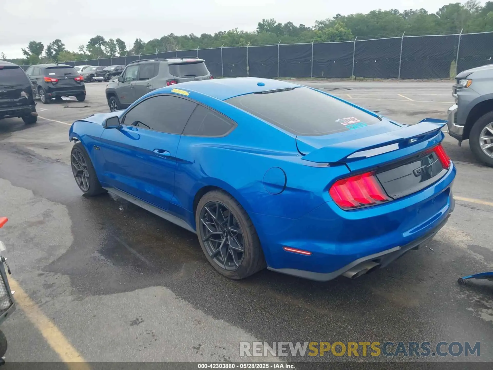 3 Photograph of a damaged car 1FA6P8CF2K5141734 FORD MUSTANG 2019