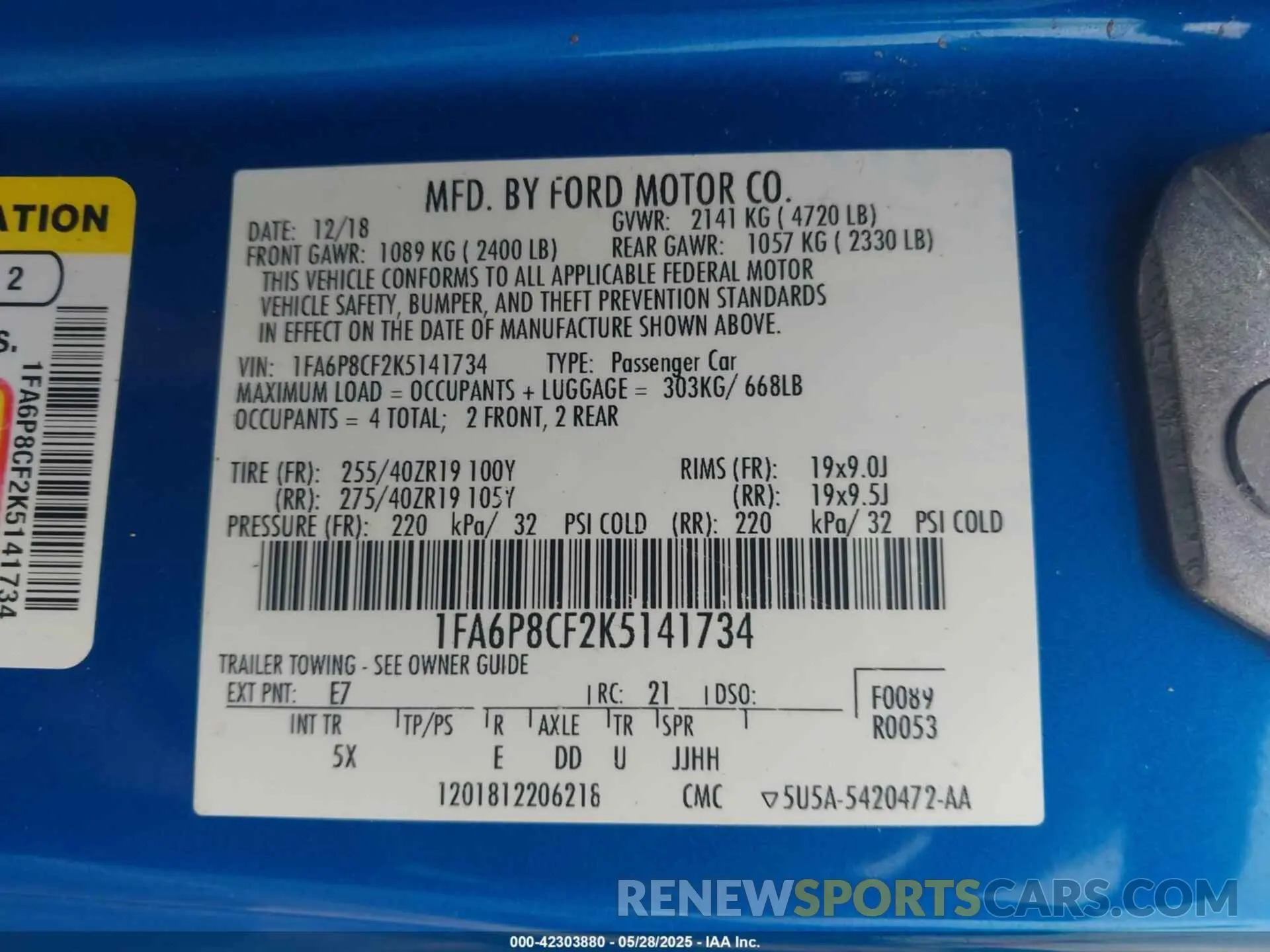 9 Photograph of a damaged car 1FA6P8CF2K5141734 FORD MUSTANG 2019