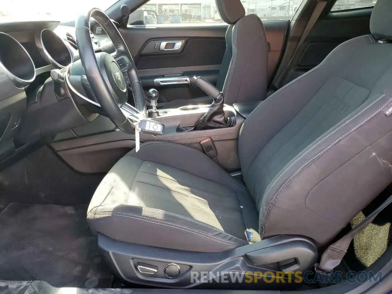 7 Photograph of a damaged car 1FA6P8CF2K5182848 FORD MUSTANG 2019