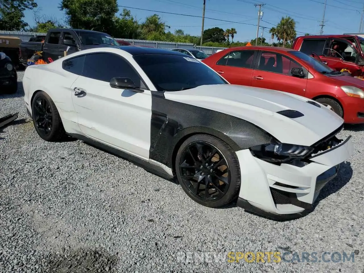 4 Photograph of a damaged car 1FA6P8CF3K5101842 FORD MUSTANG 2019