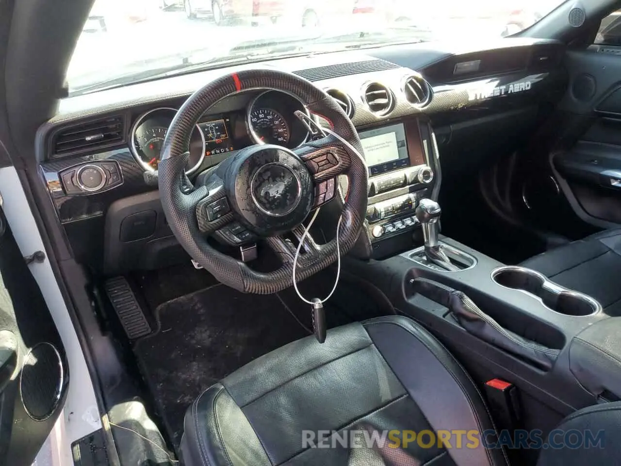 8 Photograph of a damaged car 1FA6P8CF3K5101842 FORD MUSTANG 2019