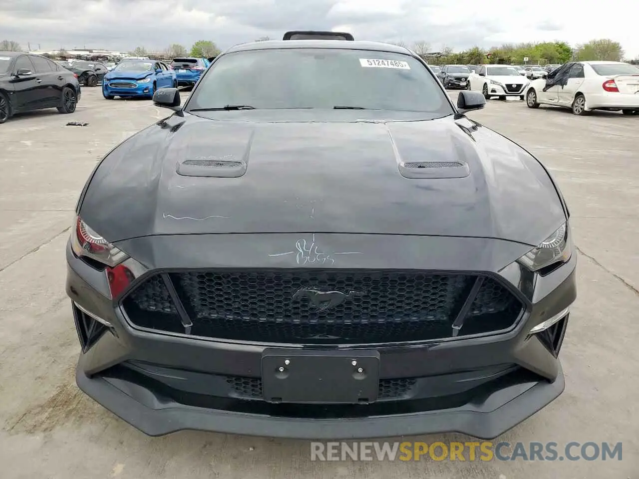 5 Photograph of a damaged car 1FA6P8CF3K5108905 FORD MUSTANG 2019
