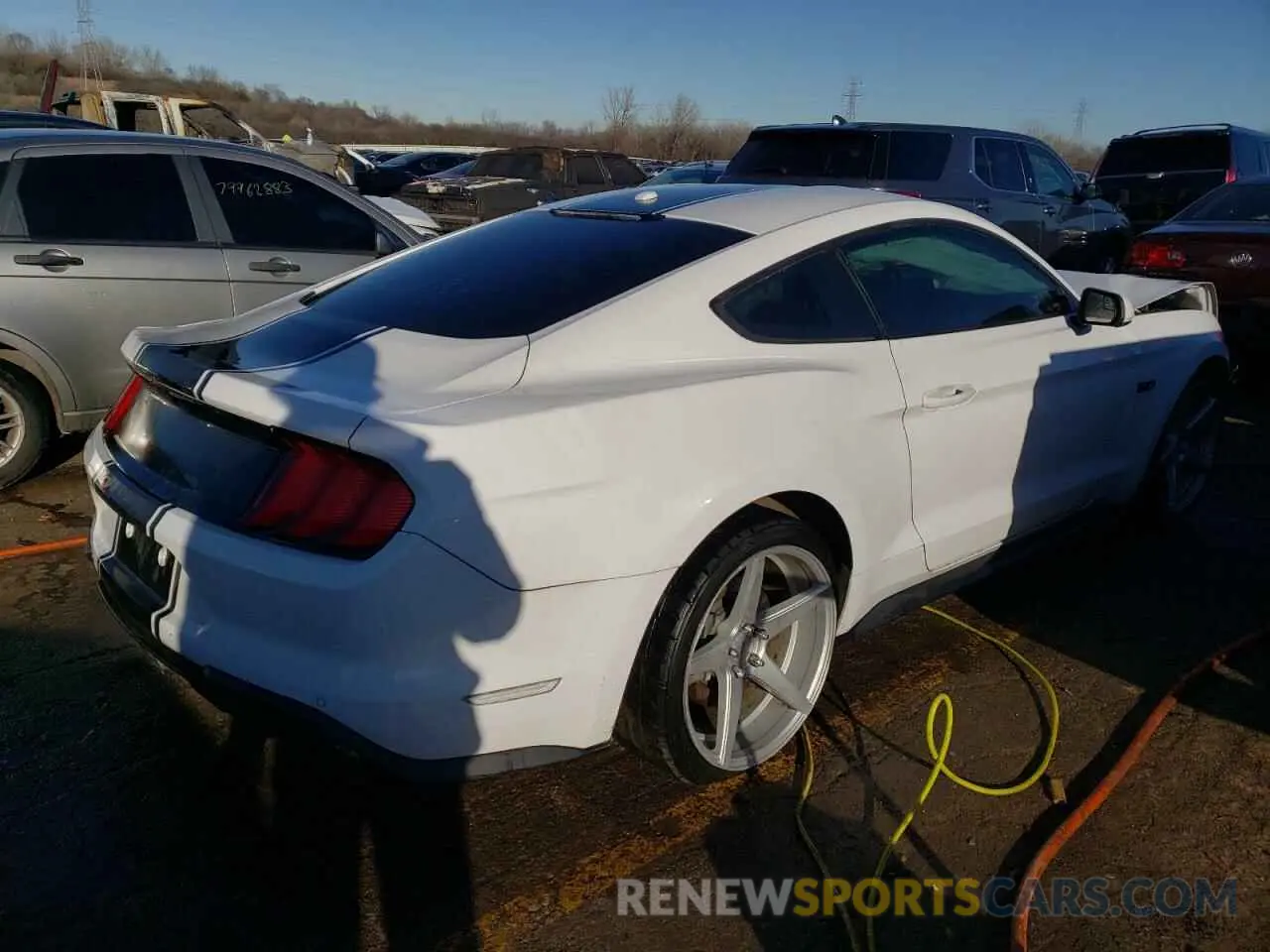 3 Photograph of a damaged car 1FA6P8CF3K5115062 FORD MUSTANG 2019