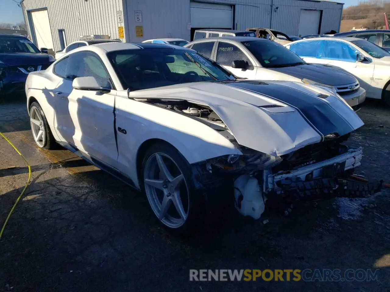 4 Photograph of a damaged car 1FA6P8CF3K5115062 FORD MUSTANG 2019