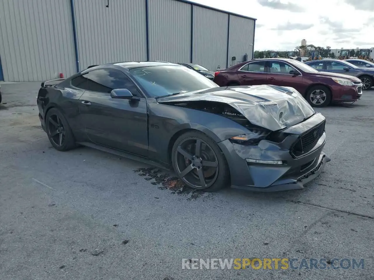 4 Photograph of a damaged car 1FA6P8CF3K5142116 FORD MUSTANG 2019
