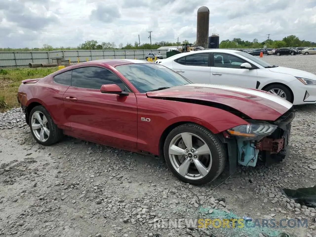 4 Photograph of a damaged car 1FA6P8CF3K5185757 FORD MUSTANG 2019