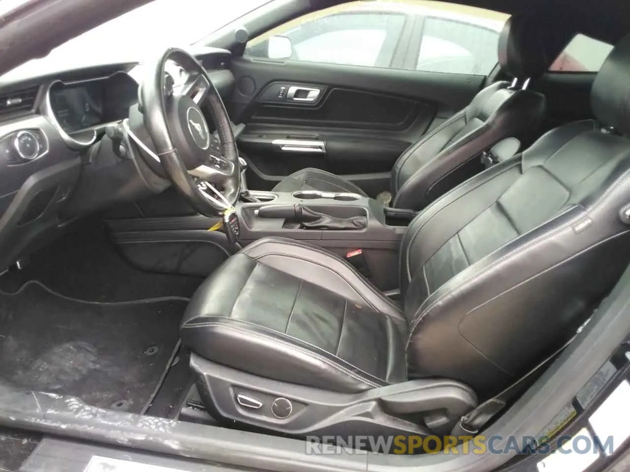 7 Photograph of a damaged car 1FA6P8CF3K5186276 FORD MUSTANG 2019