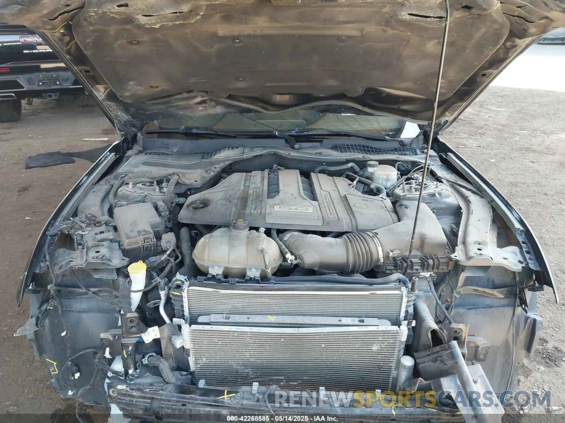 10 Photograph of a damaged car 1FA6P8CF4K5120688 FORD MUSTANG 2019