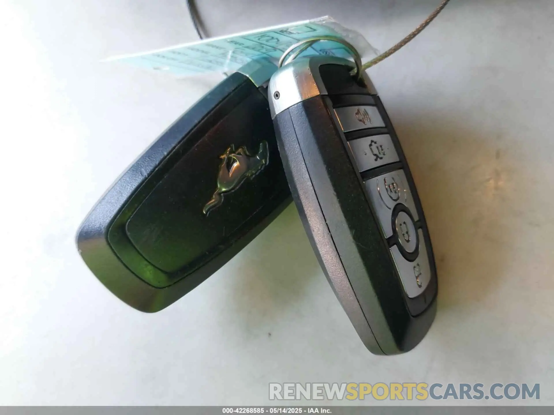 11 Photograph of a damaged car 1FA6P8CF4K5120688 FORD MUSTANG 2019