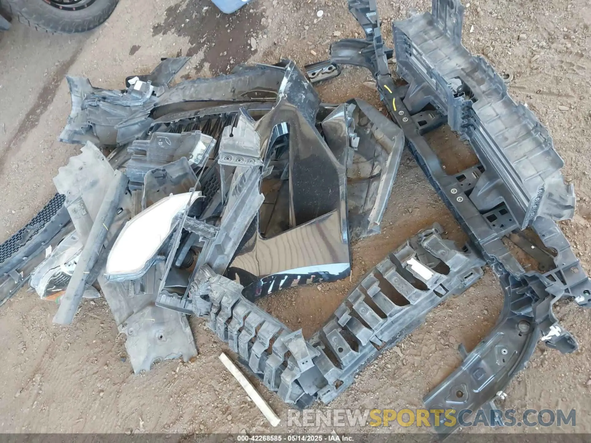 12 Photograph of a damaged car 1FA6P8CF4K5120688 FORD MUSTANG 2019