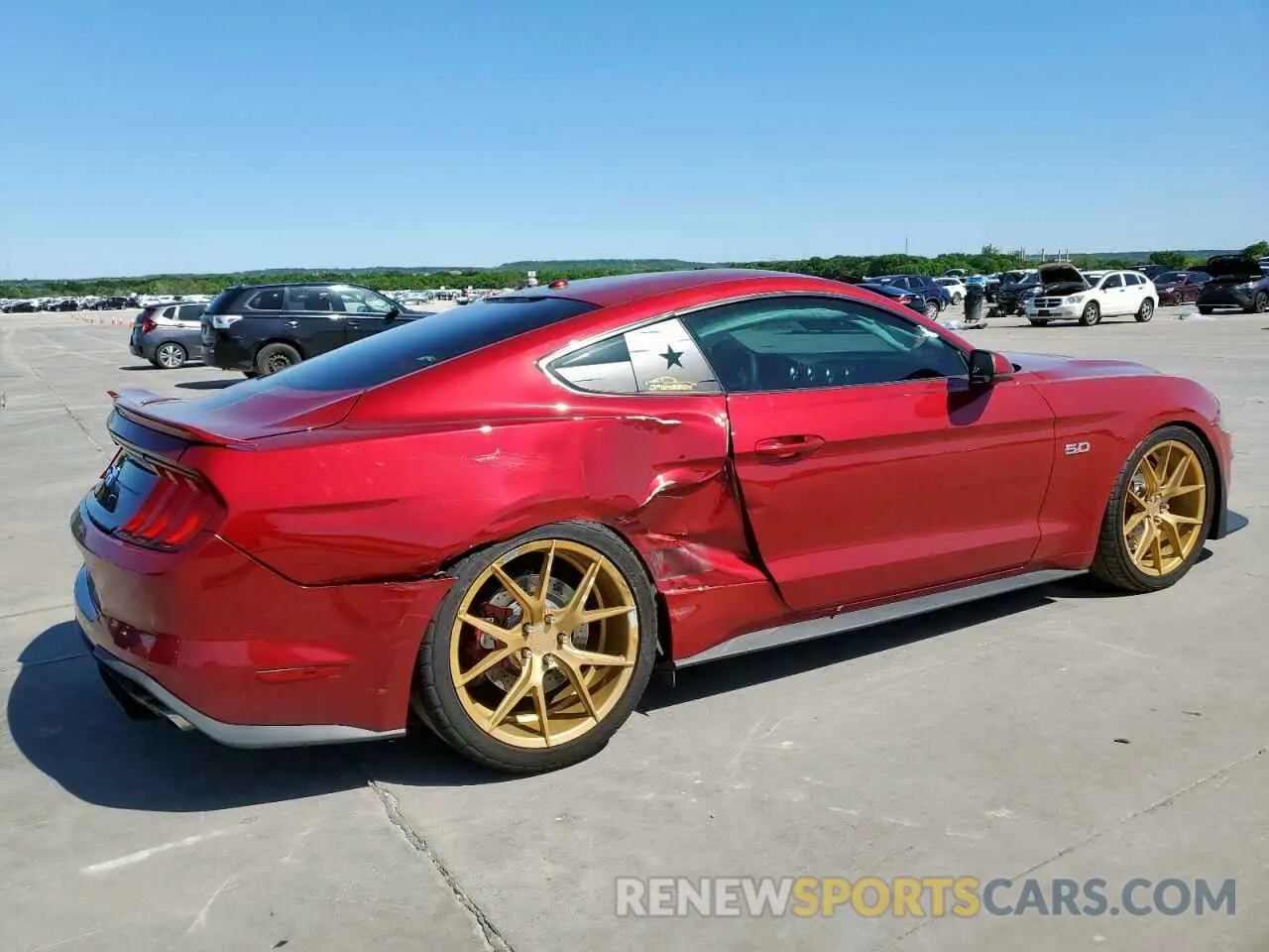 3 Photograph of a damaged car 1FA6P8CF4K5161211 FORD MUSTANG 2019