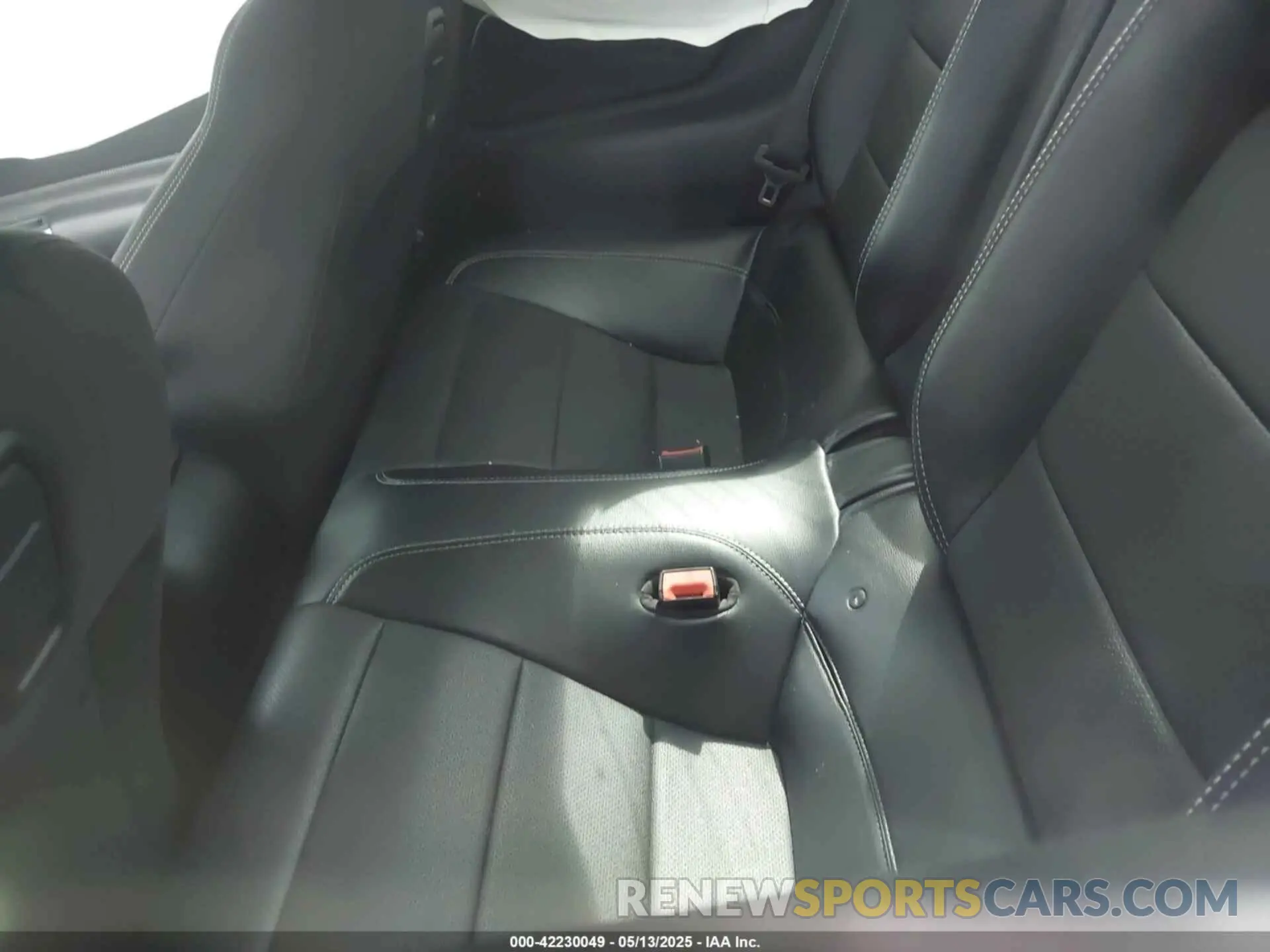 8 Photograph of a damaged car 1FA6P8CF4K5203151 FORD MUSTANG 2019
