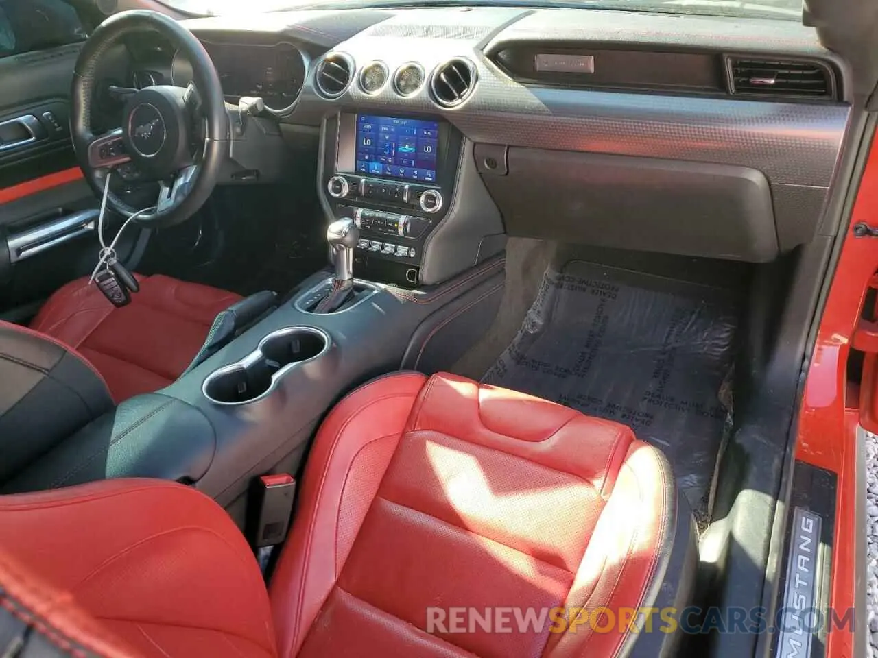 8 Photograph of a damaged car 1FA6P8CF5K5112941 FORD MUSTANG 2019