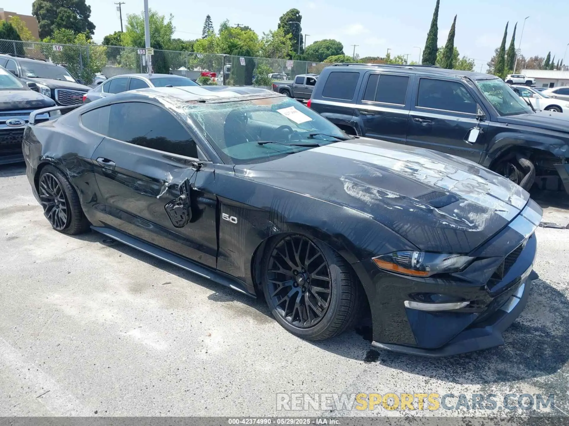 1 Photograph of a damaged car 1FA6P8CF5K5123387 FORD MUSTANG 2019