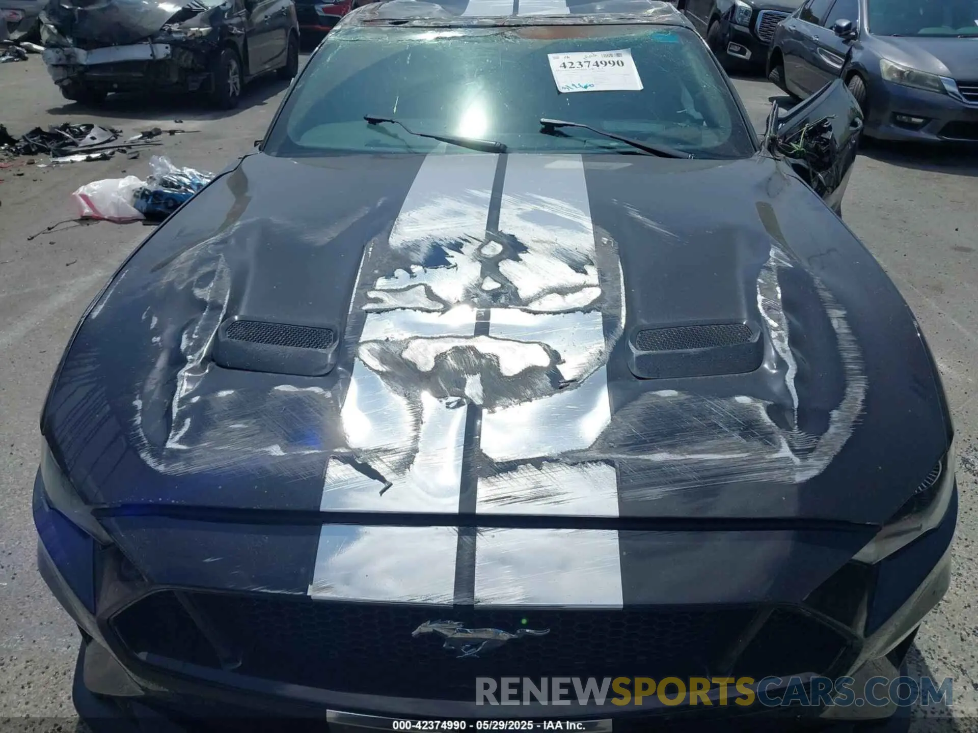 10 Photograph of a damaged car 1FA6P8CF5K5123387 FORD MUSTANG 2019
