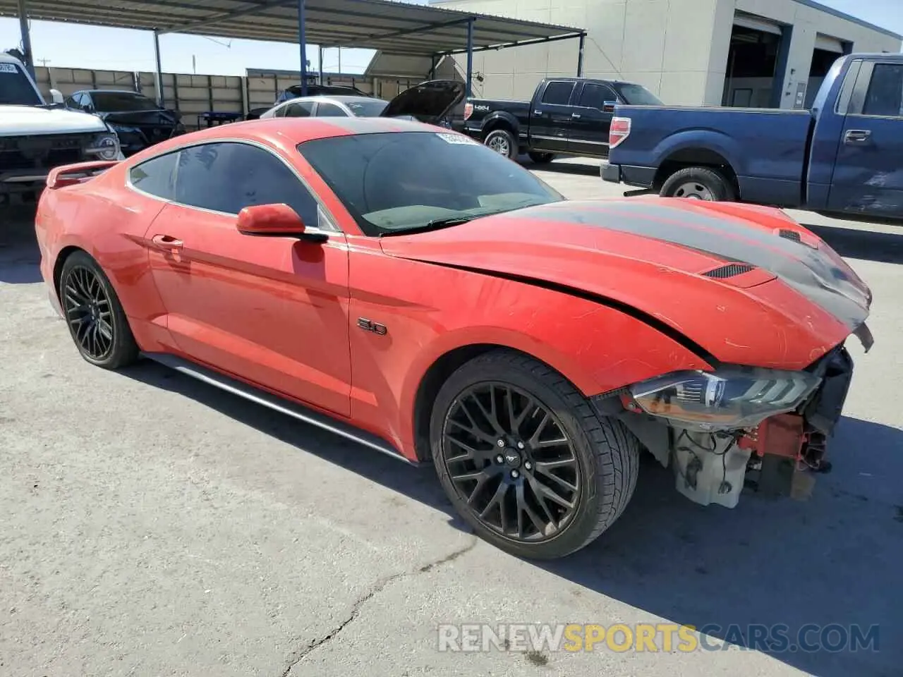 4 Photograph of a damaged car 1FA6P8CF5K5134342 FORD MUSTANG 2019