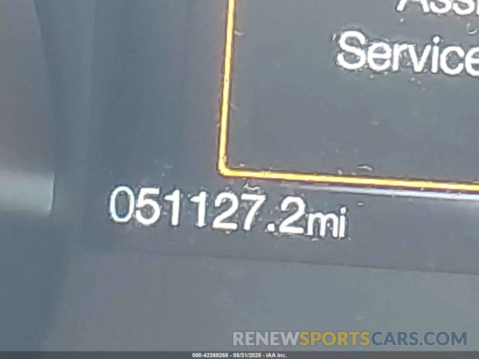 16 Photograph of a damaged car 1FA6P8CF5K5192418 FORD MUSTANG 2019