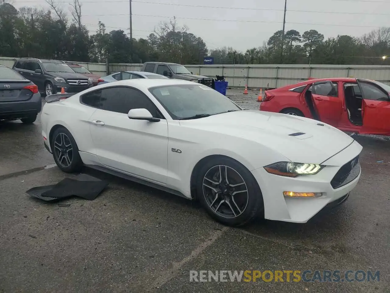 4 Photograph of a damaged car 1FA6P8CF5K5199725 FORD MUSTANG 2019