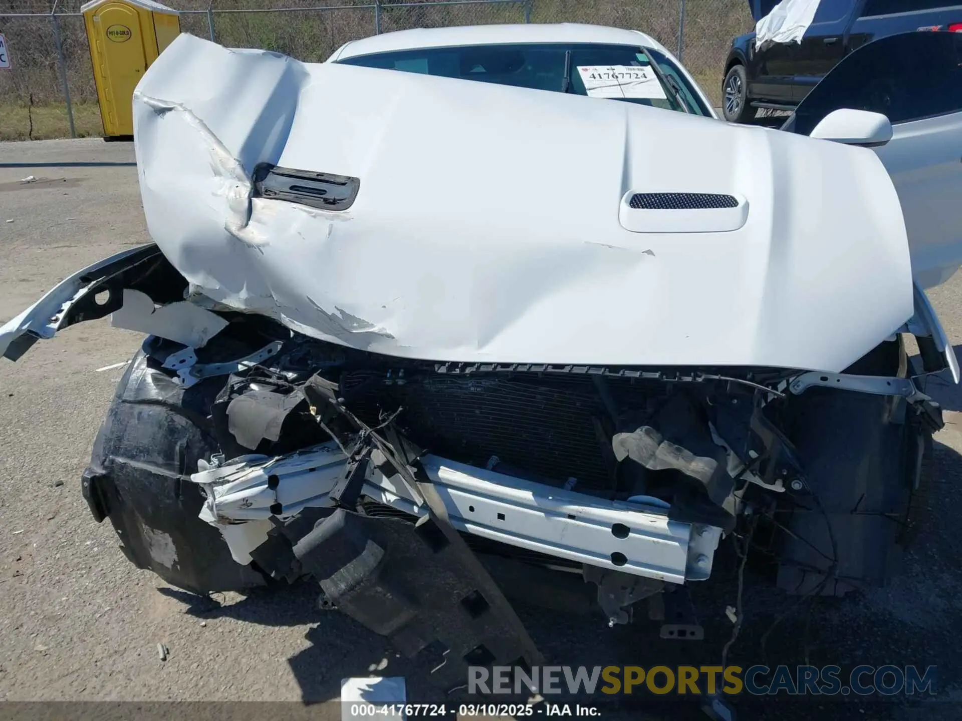 10 Photograph of a damaged car 1FA6P8CF6K5152462 FORD MUSTANG 2019