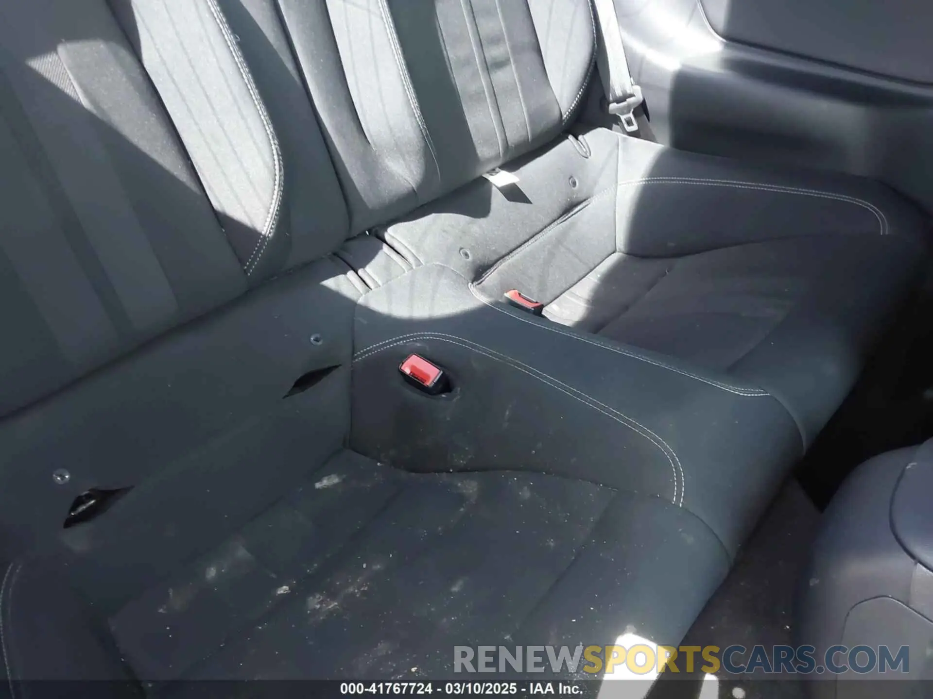 8 Photograph of a damaged car 1FA6P8CF6K5152462 FORD MUSTANG 2019
