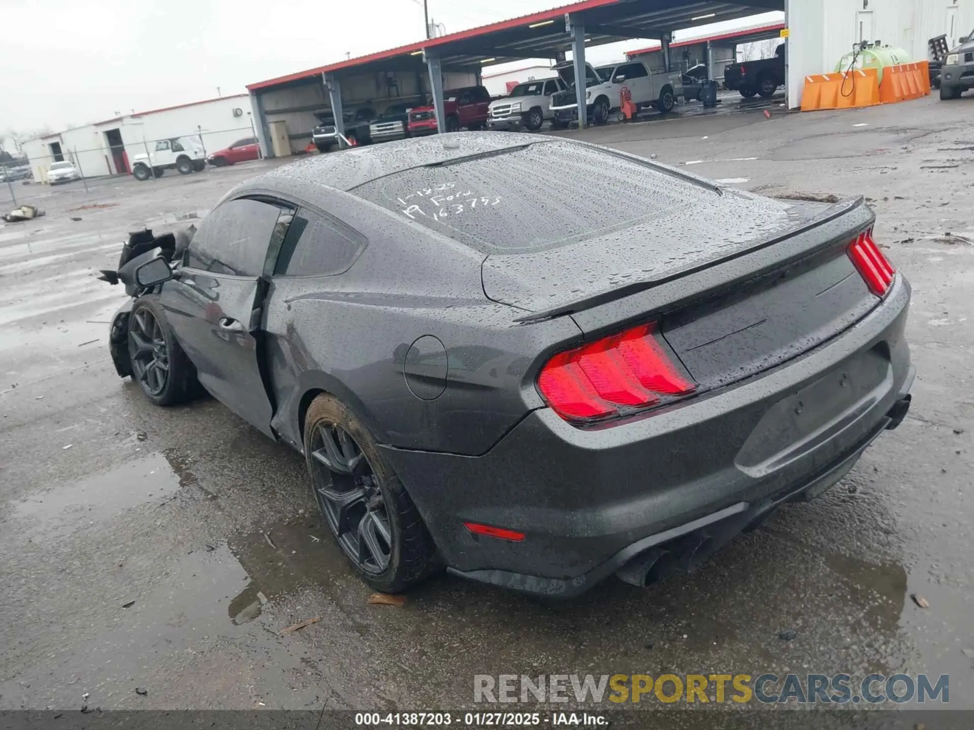3 Photograph of a damaged car 1FA6P8CF6K5163753 FORD MUSTANG 2019