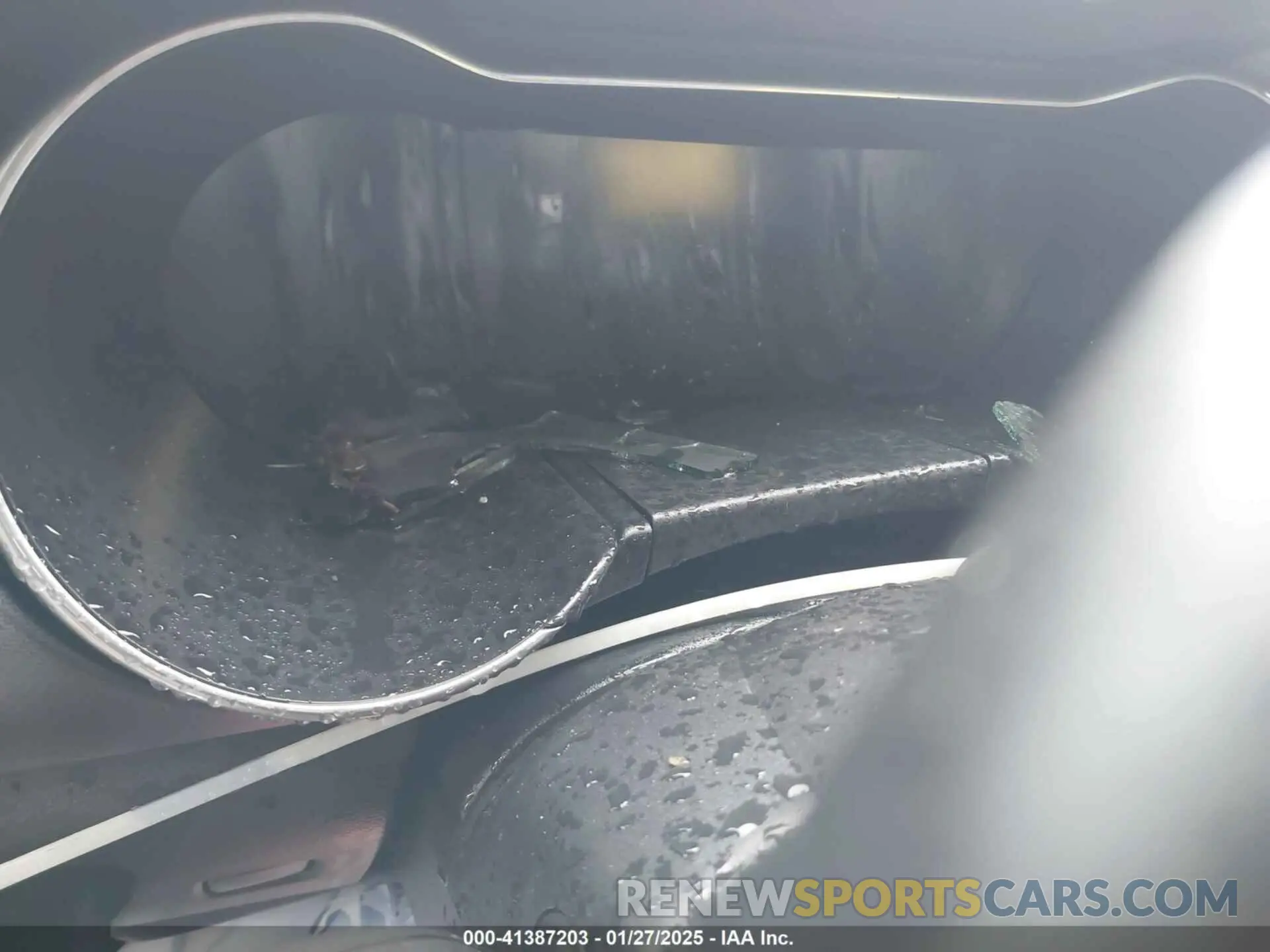 7 Photograph of a damaged car 1FA6P8CF6K5163753 FORD MUSTANG 2019