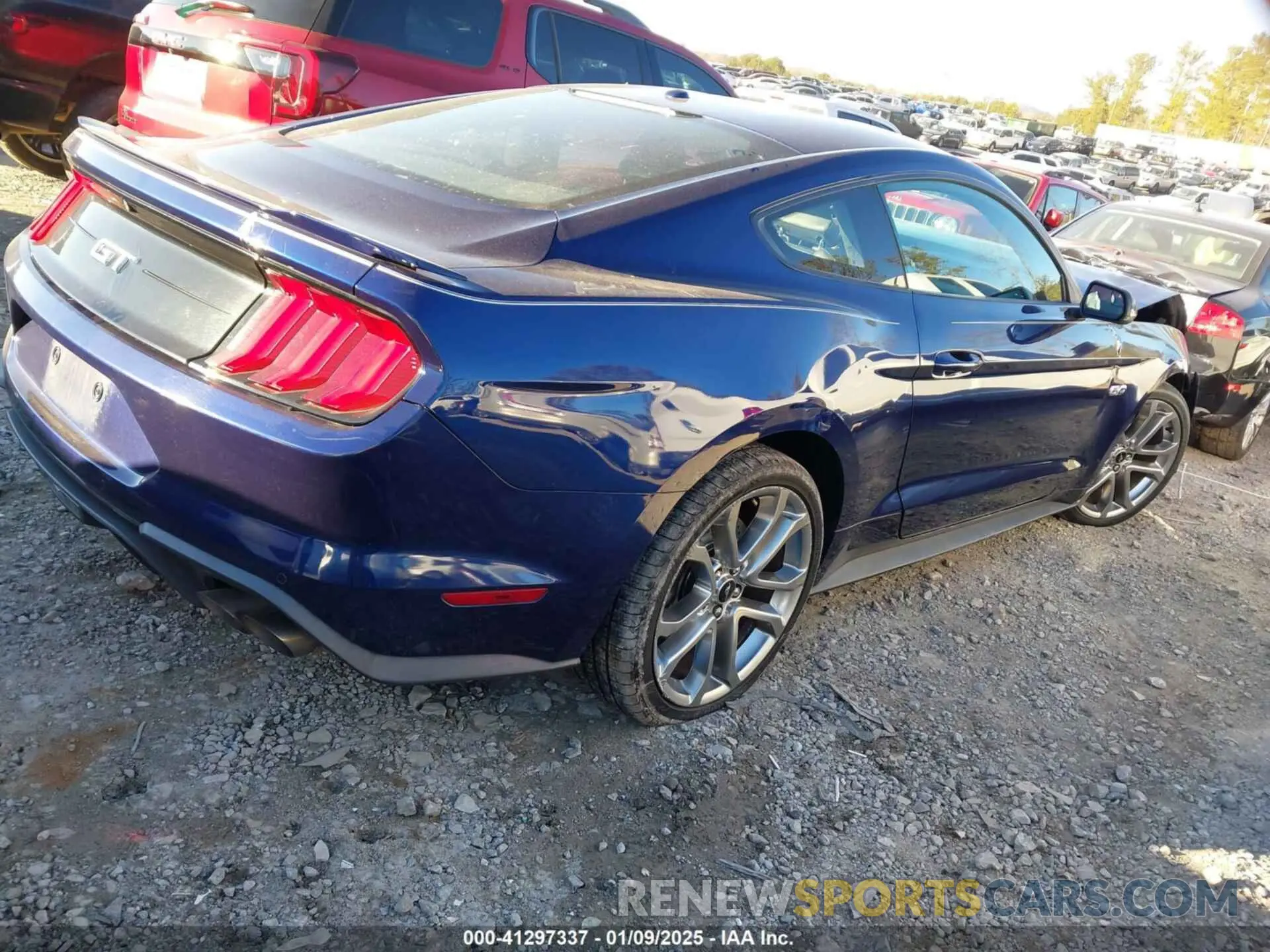 4 Photograph of a damaged car 1FA6P8CF6K5174221 FORD MUSTANG 2019
