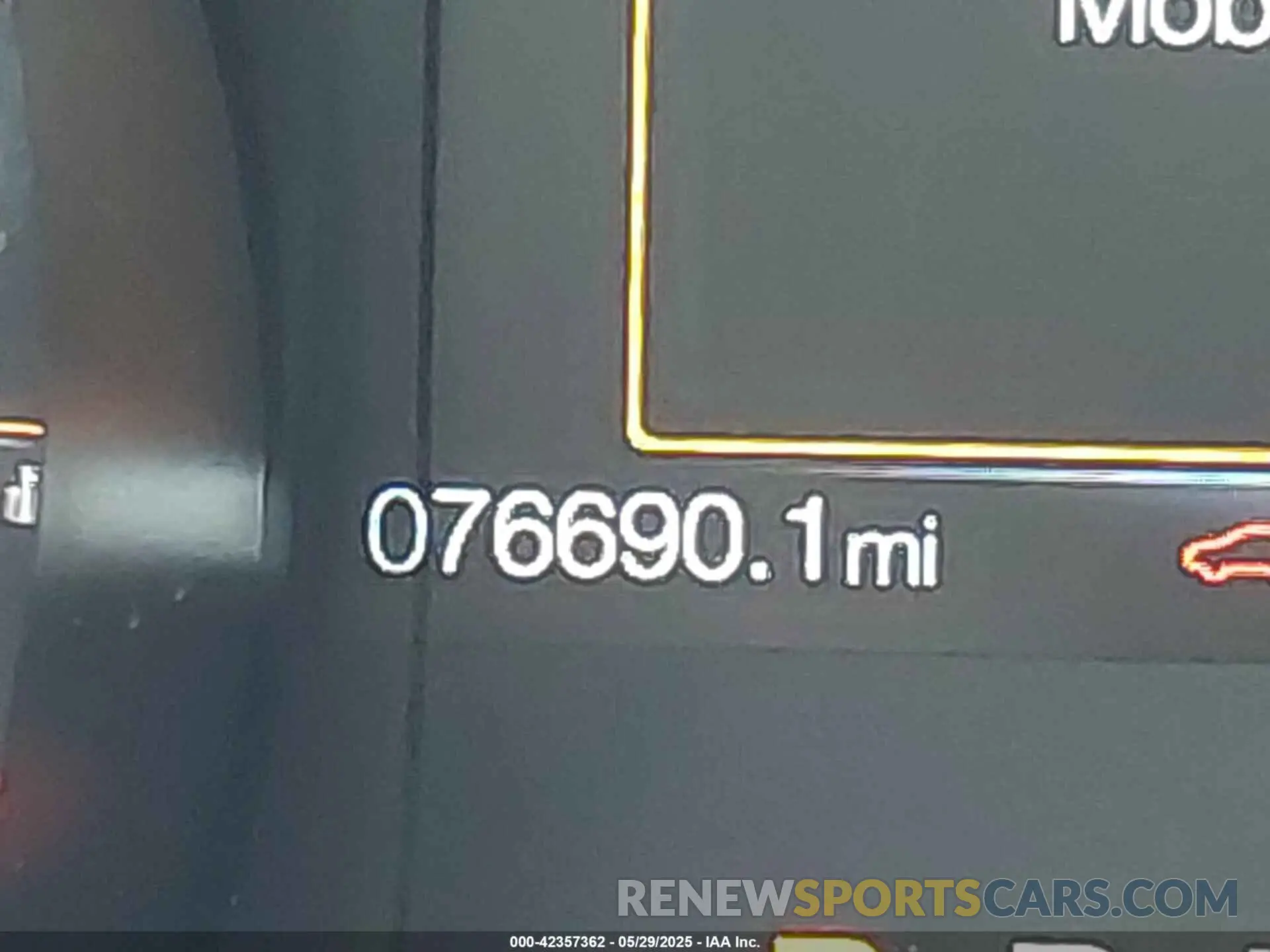 16 Photograph of a damaged car 1FA6P8CF6K5203099 FORD MUSTANG 2019