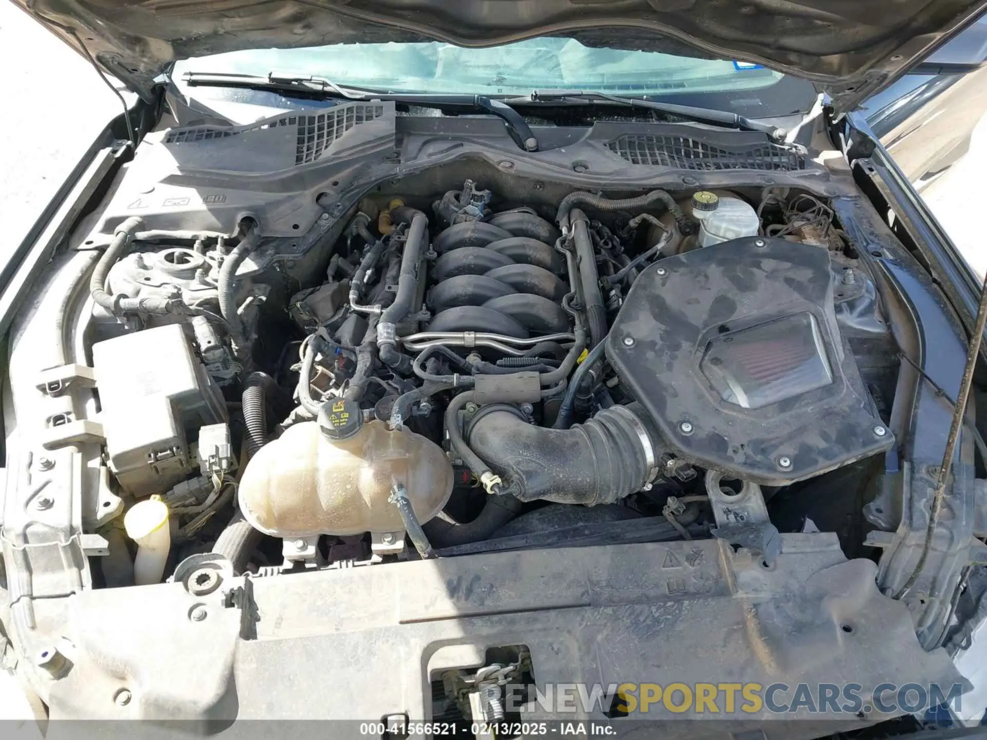 10 Photograph of a damaged car 1FA6P8CF7K5120541 FORD MUSTANG 2019