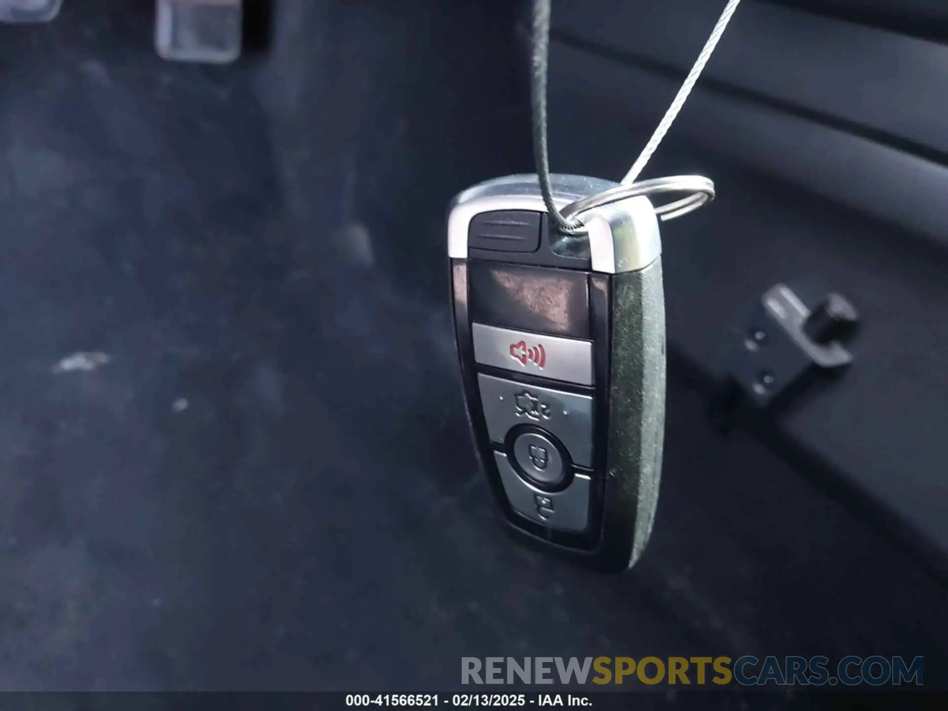 11 Photograph of a damaged car 1FA6P8CF7K5120541 FORD MUSTANG 2019