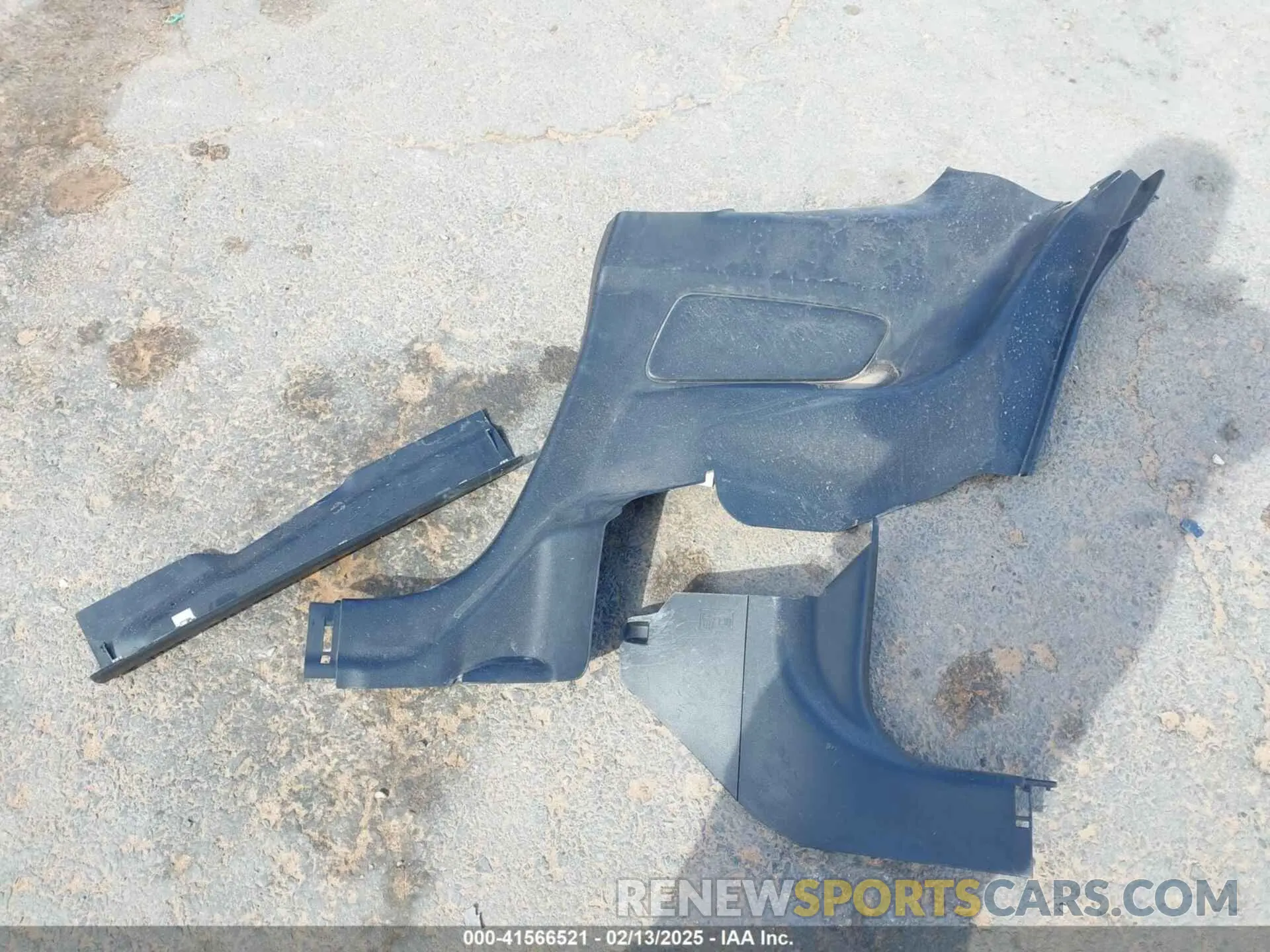 12 Photograph of a damaged car 1FA6P8CF7K5120541 FORD MUSTANG 2019