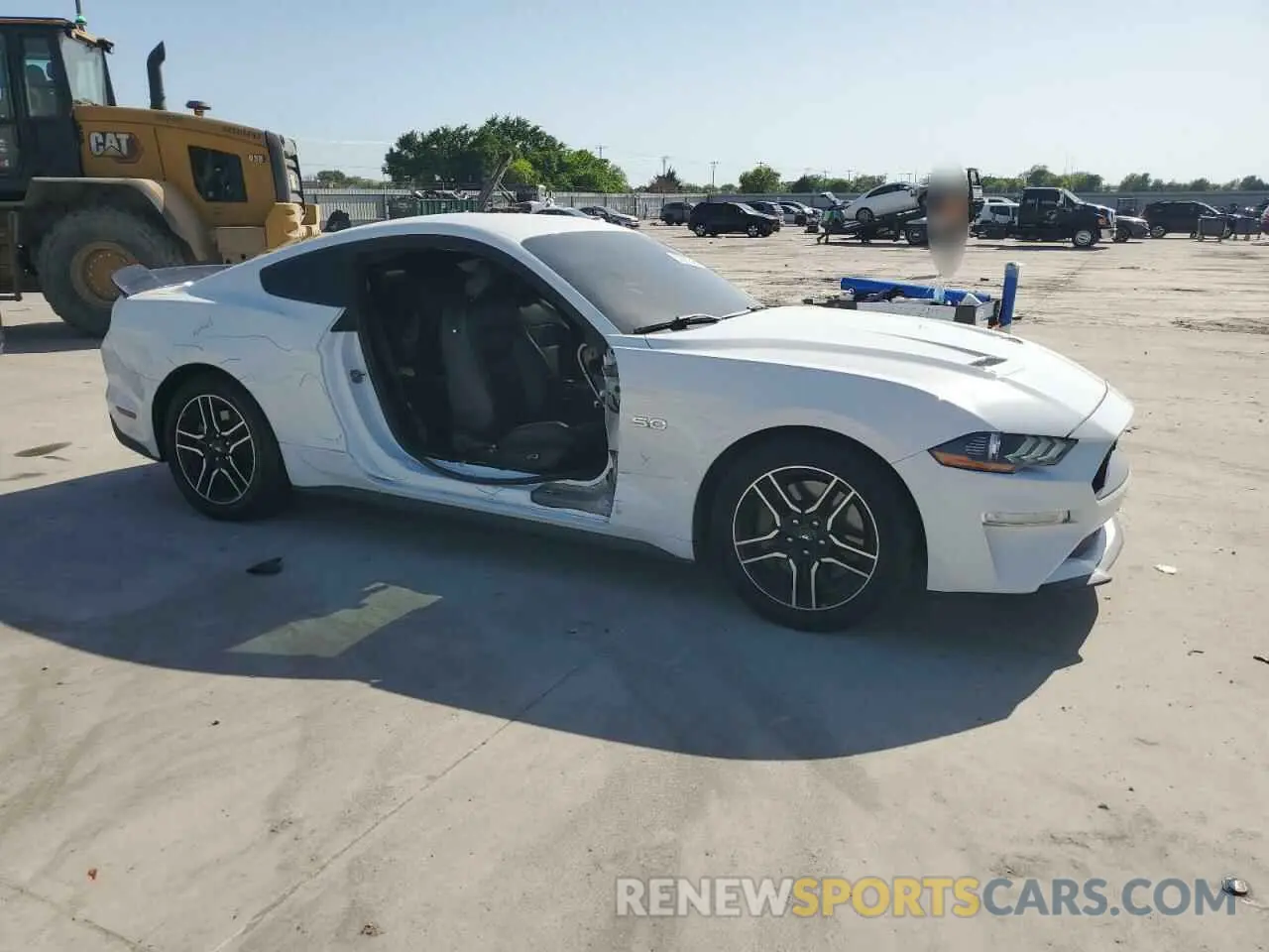 4 Photograph of a damaged car 1FA6P8CF7K5144144 FORD MUSTANG 2019