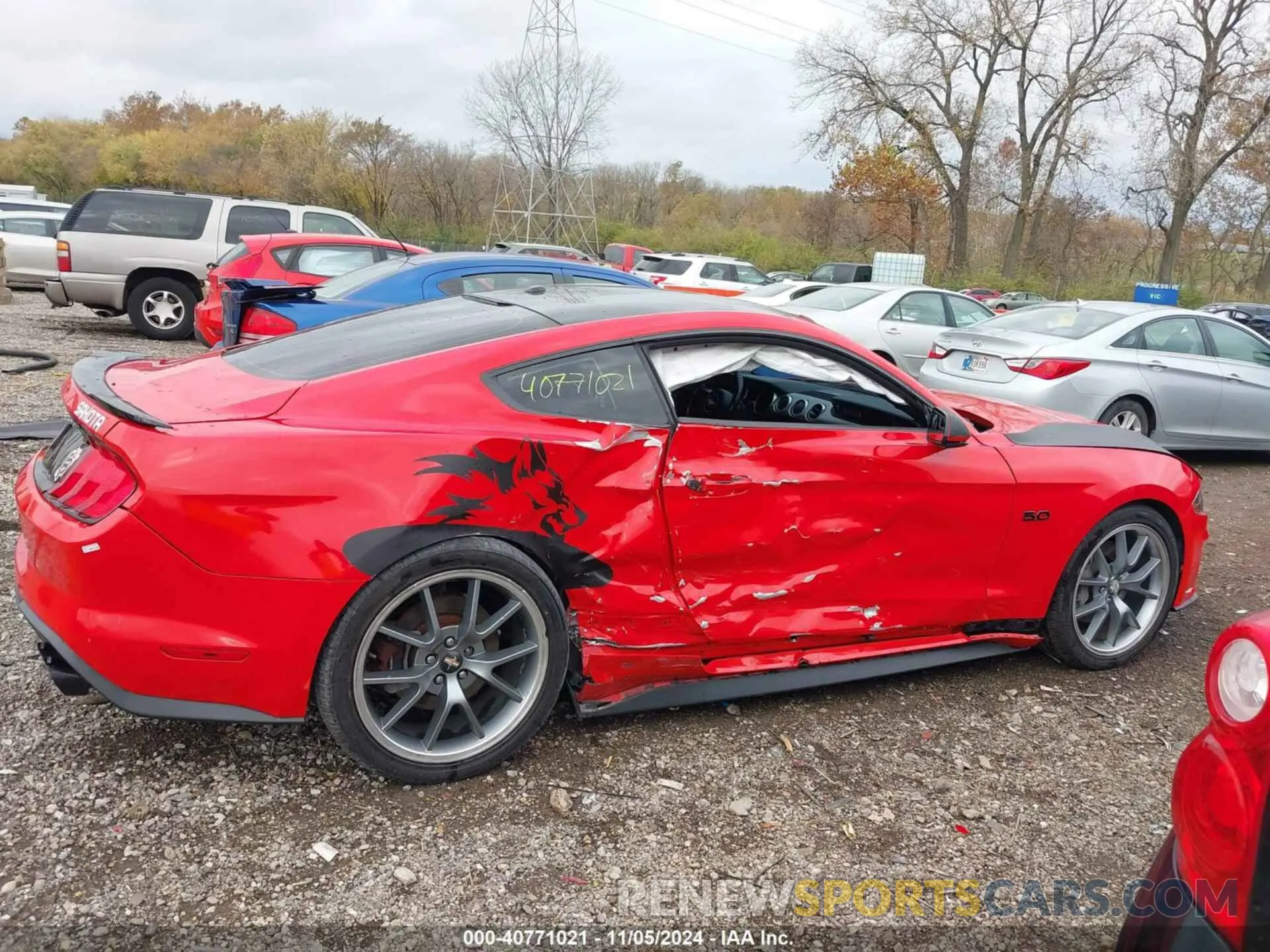12 Photograph of a damaged car 1FA6P8CF7K5147528 FORD MUSTANG 2019