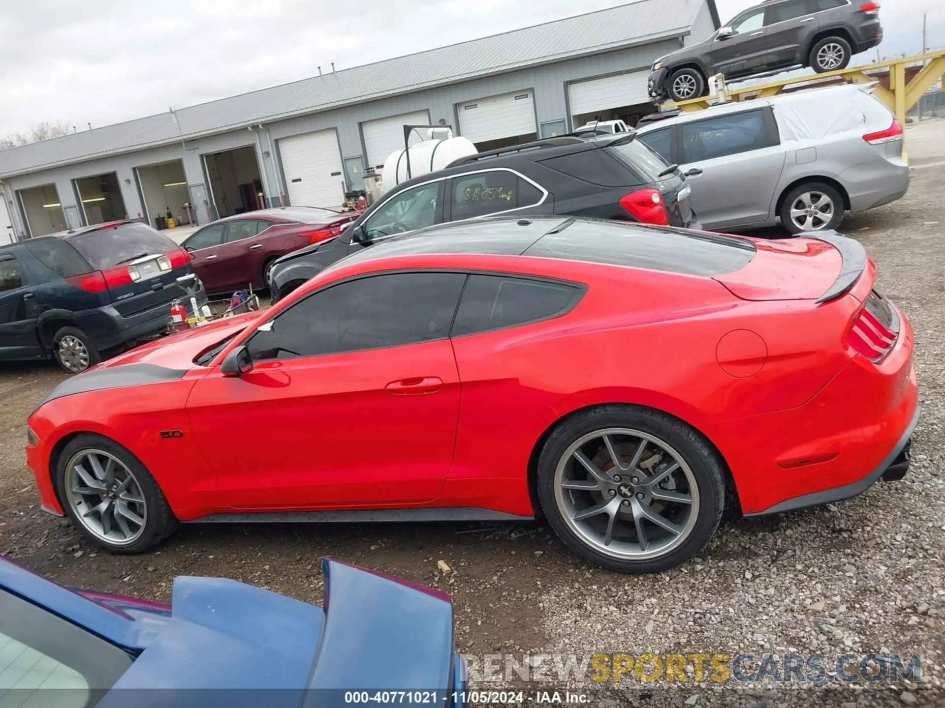 13 Photograph of a damaged car 1FA6P8CF7K5147528 FORD MUSTANG 2019