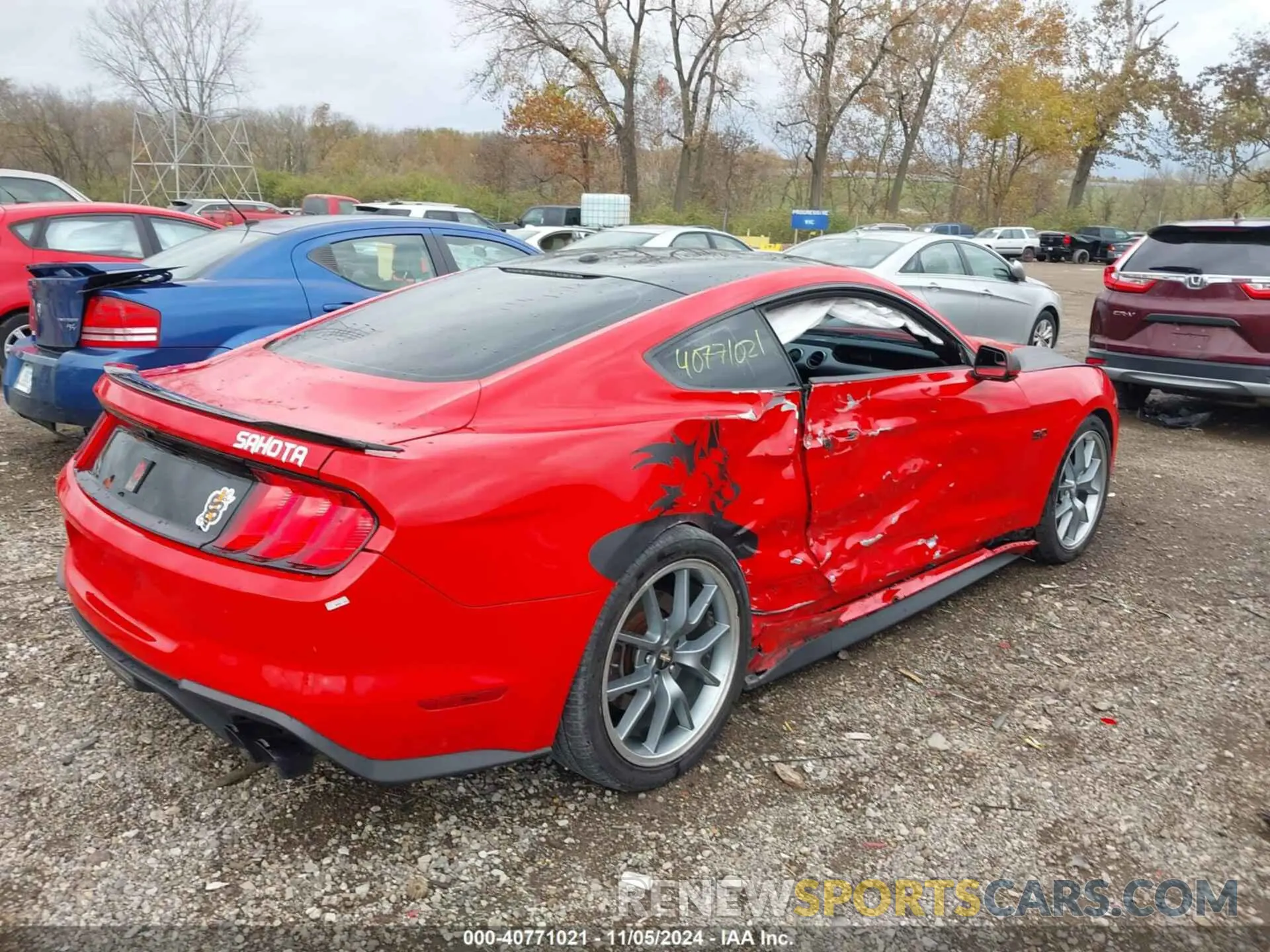 4 Photograph of a damaged car 1FA6P8CF7K5147528 FORD MUSTANG 2019