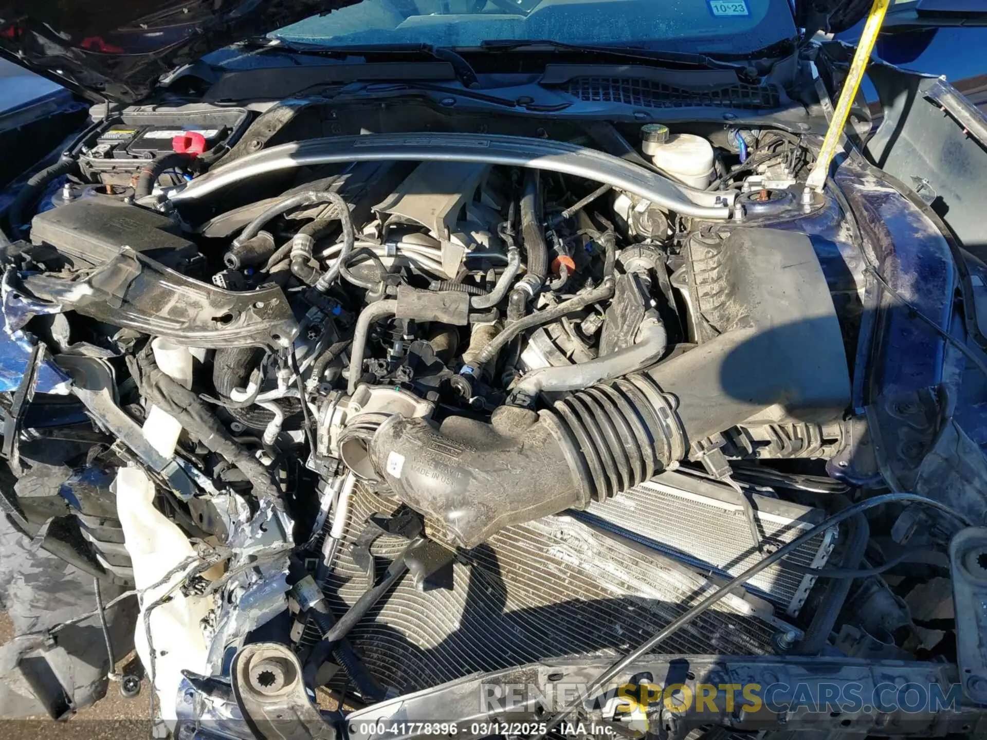 10 Photograph of a damaged car 1FA6P8CF7K5168301 FORD MUSTANG 2019