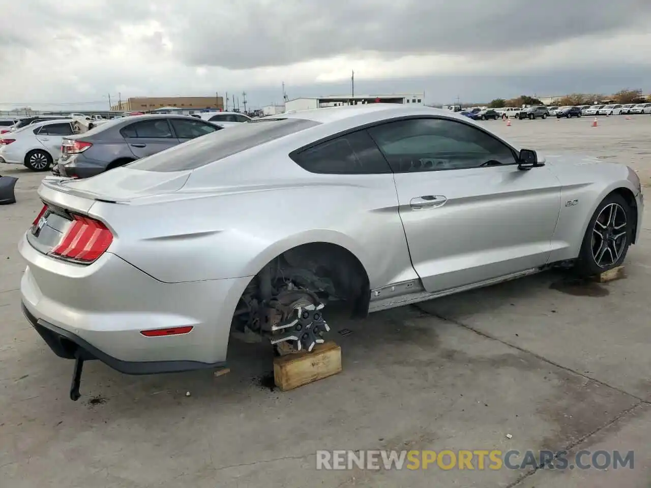 3 Photograph of a damaged car 1FA6P8CF8K5106664 FORD MUSTANG 2019