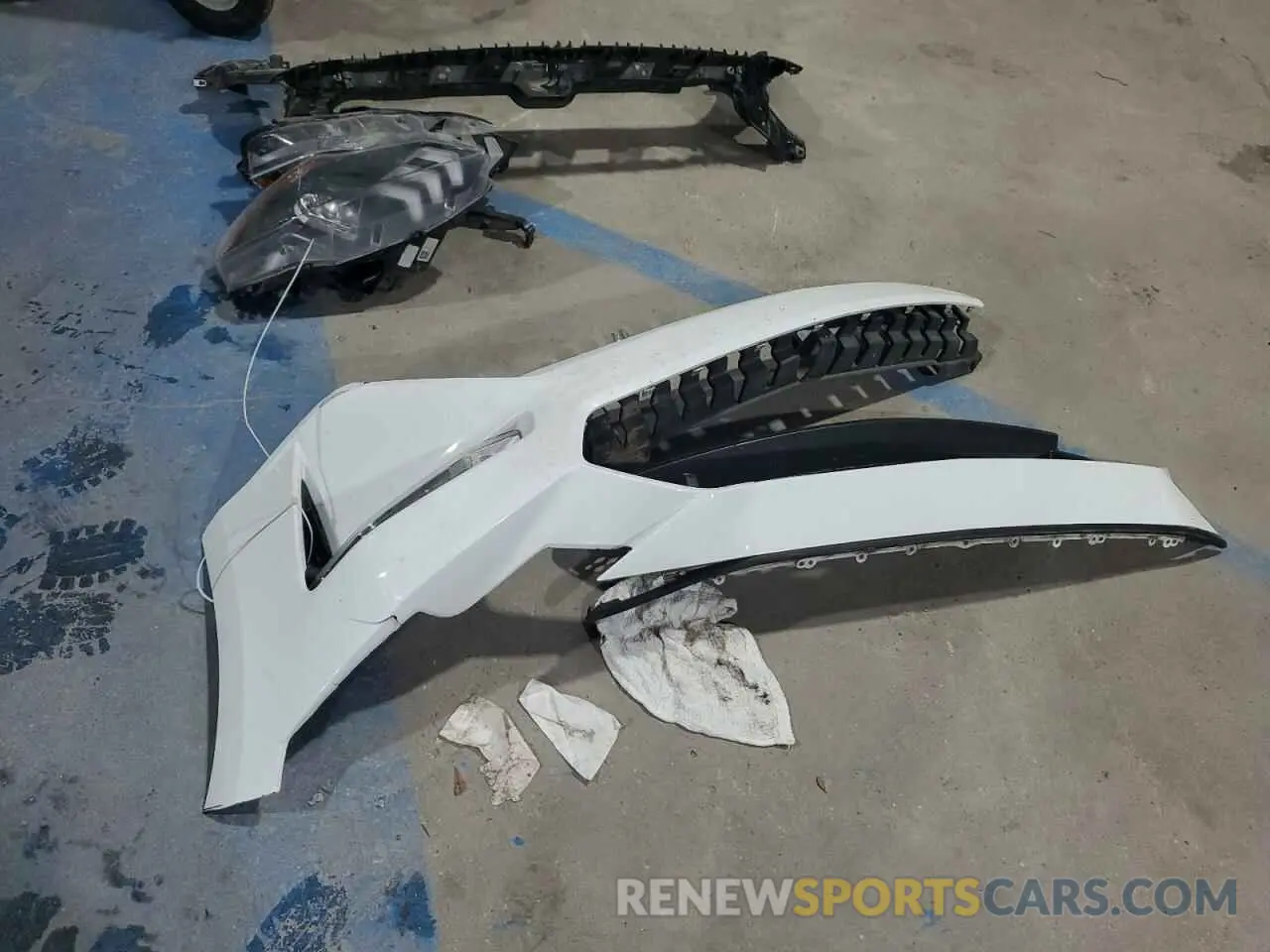 12 Photograph of a damaged car 1FA6P8CF8K5124582 FORD MUSTANG 2019