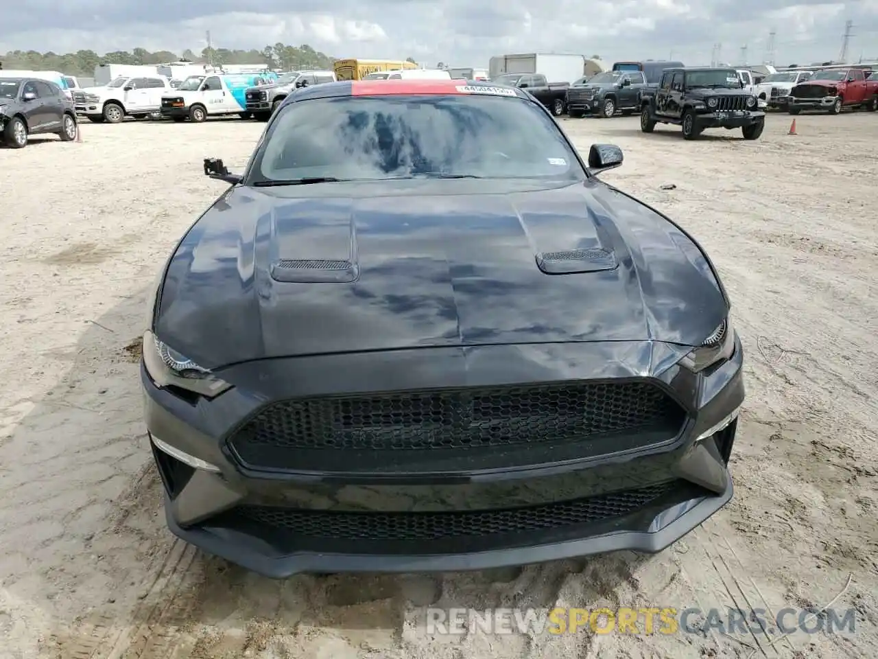 5 Photograph of a damaged car 1FA6P8CF8K5203413 FORD MUSTANG 2019