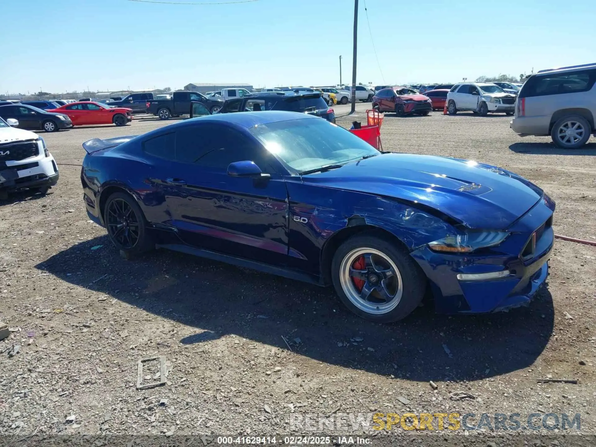 1 Photograph of a damaged car 1FA6P8CF9K5135798 FORD MUSTANG 2019