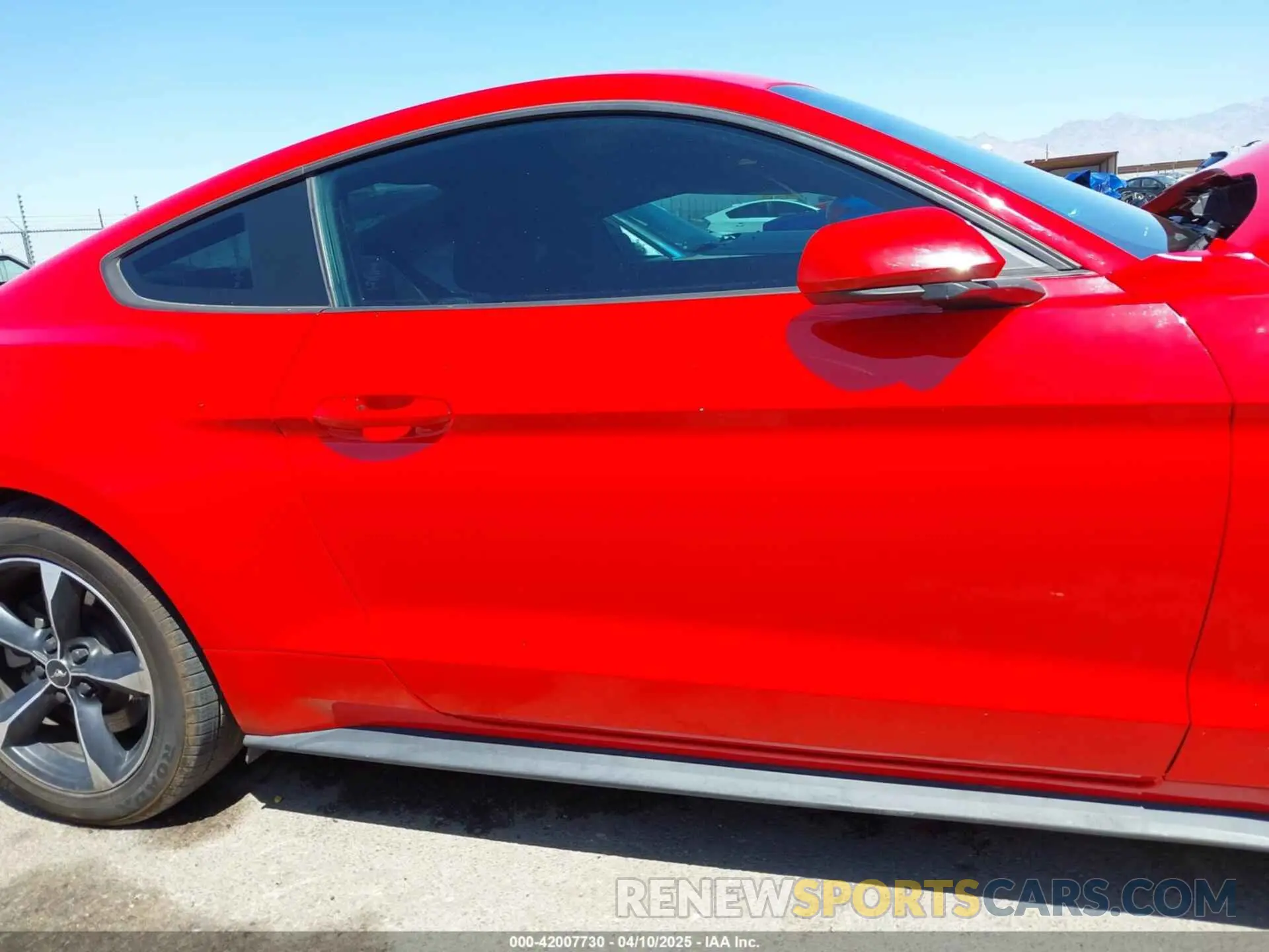 14 Photograph of a damaged car 1FA6P8CF9K5143836 FORD MUSTANG 2019