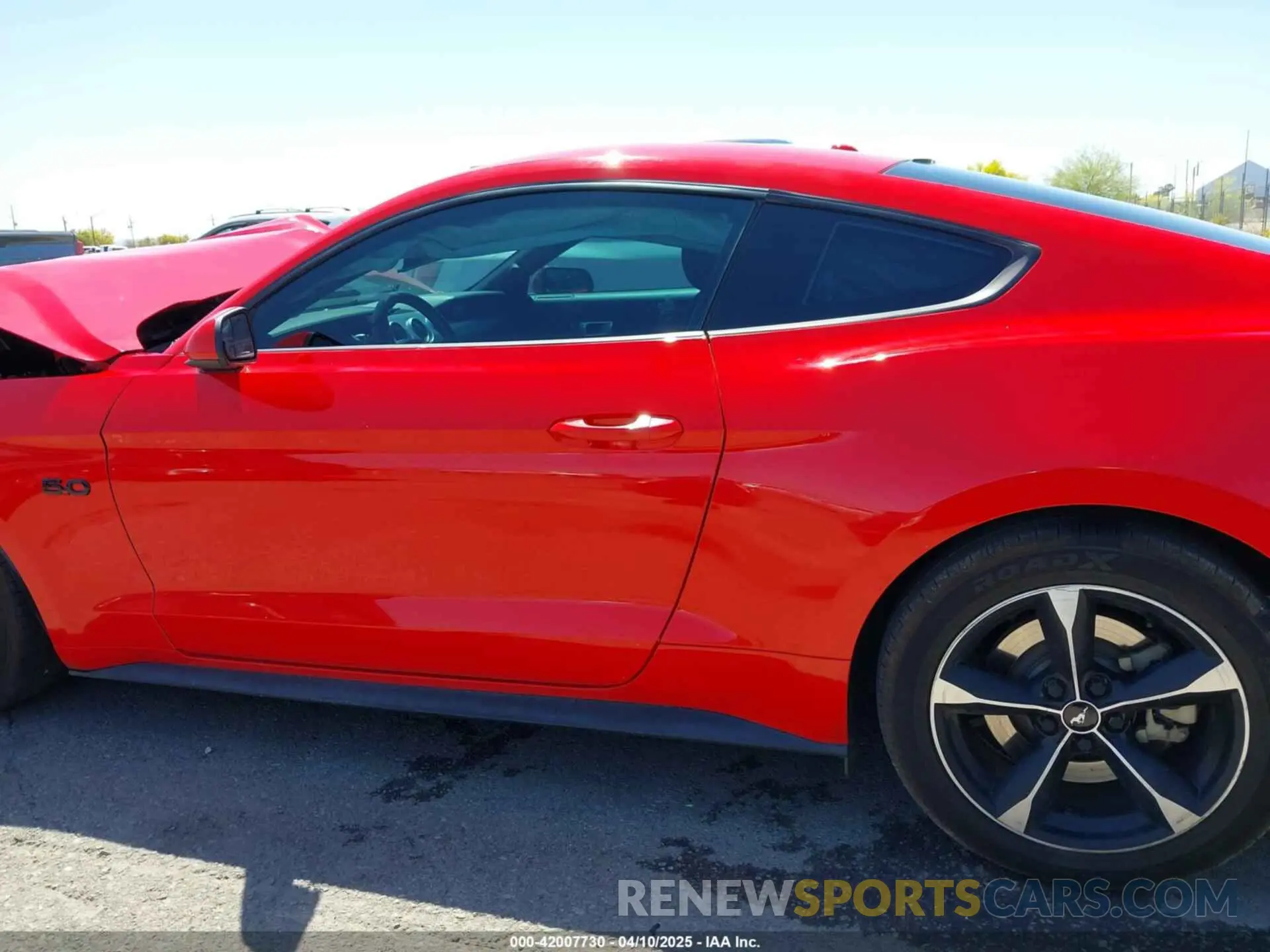 15 Photograph of a damaged car 1FA6P8CF9K5143836 FORD MUSTANG 2019